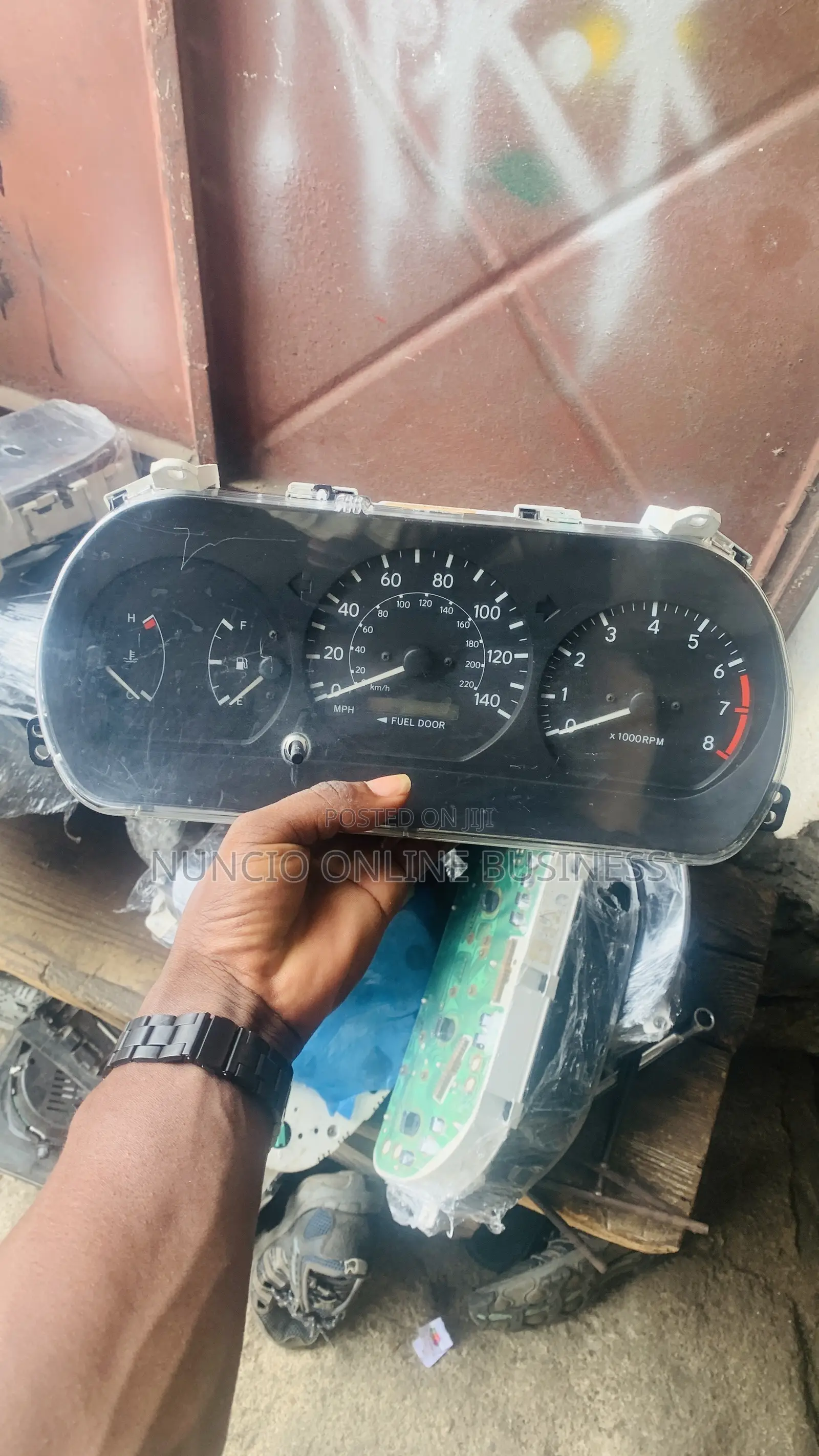 Toyota Camry 1998 Meterboard