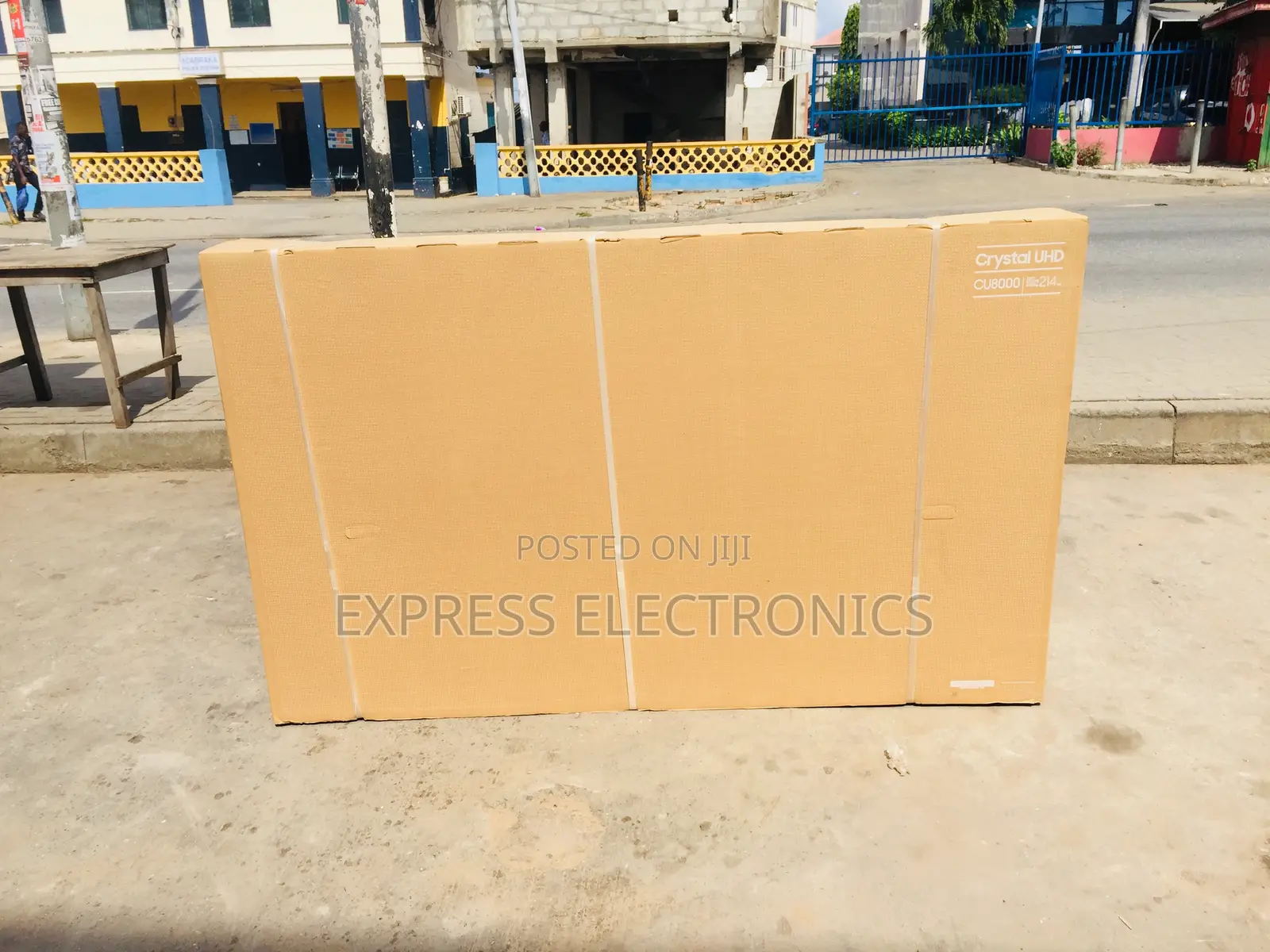 Tizen Uhd Smart Samsung 85”Cu8000 Television