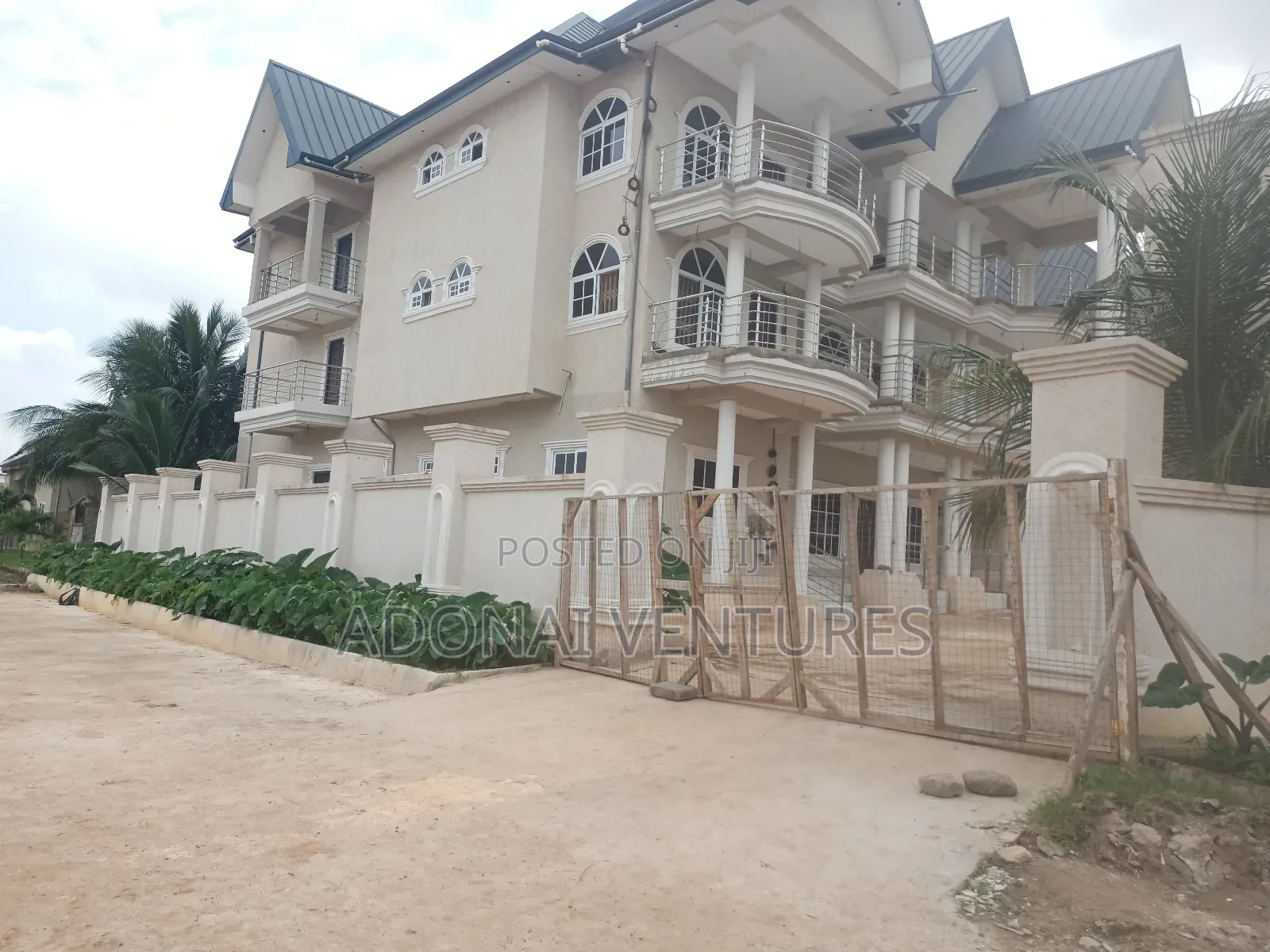 One Plot of Land for Sale at Santasi Anyinam