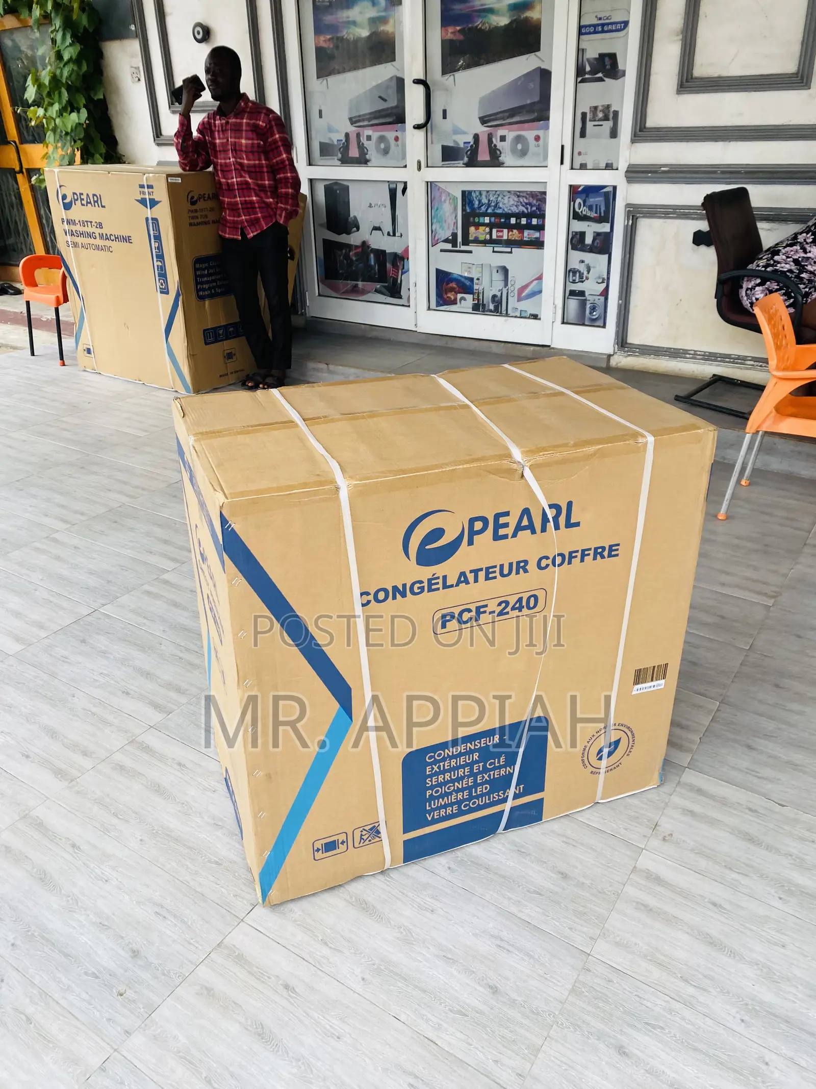 Shop Original Pearl PCF-240 Single Door Chest Freezer,200L
