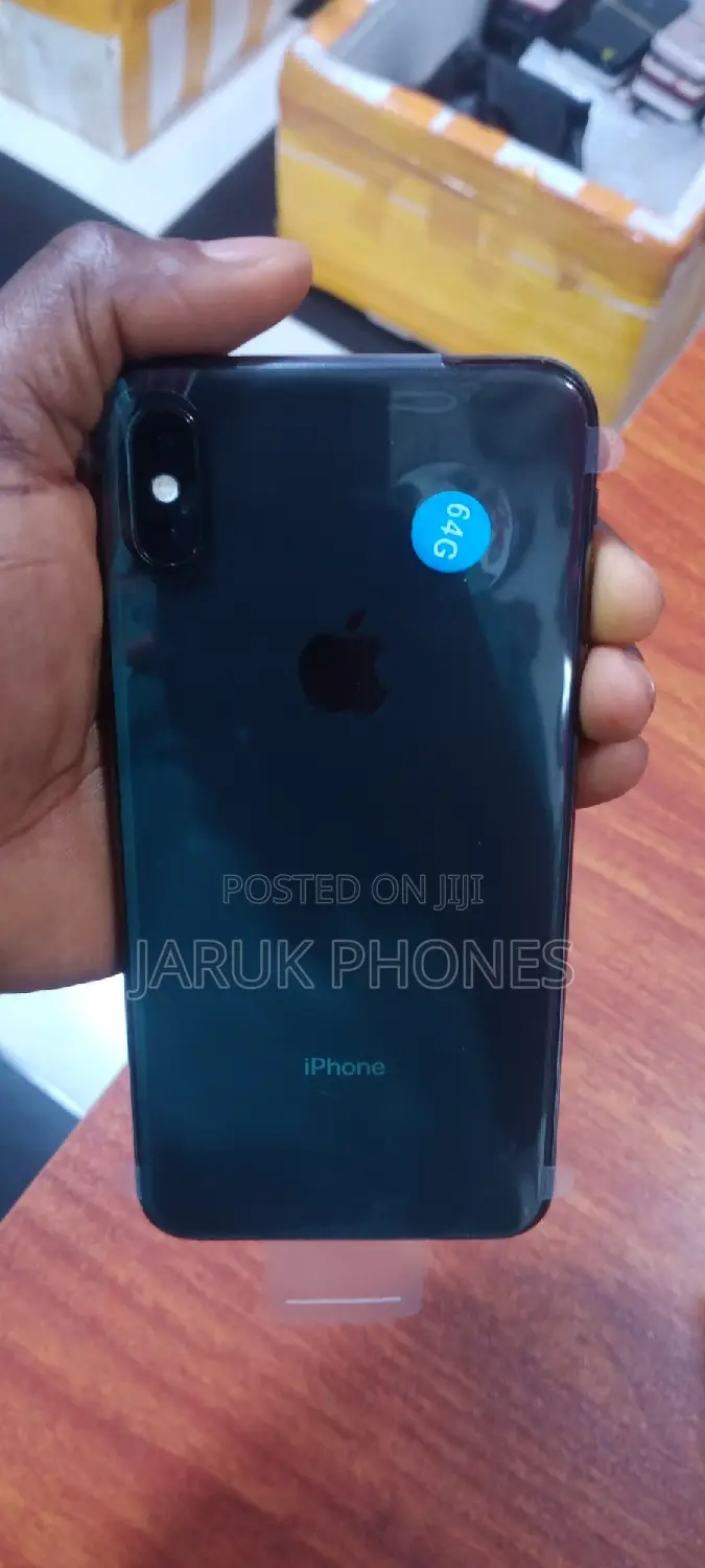 Apple iPhone XS Max 64 GB Black