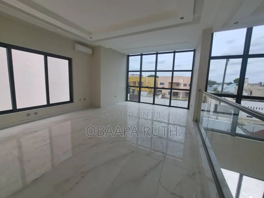 4bdrm Duplex in Anc, American House for rent