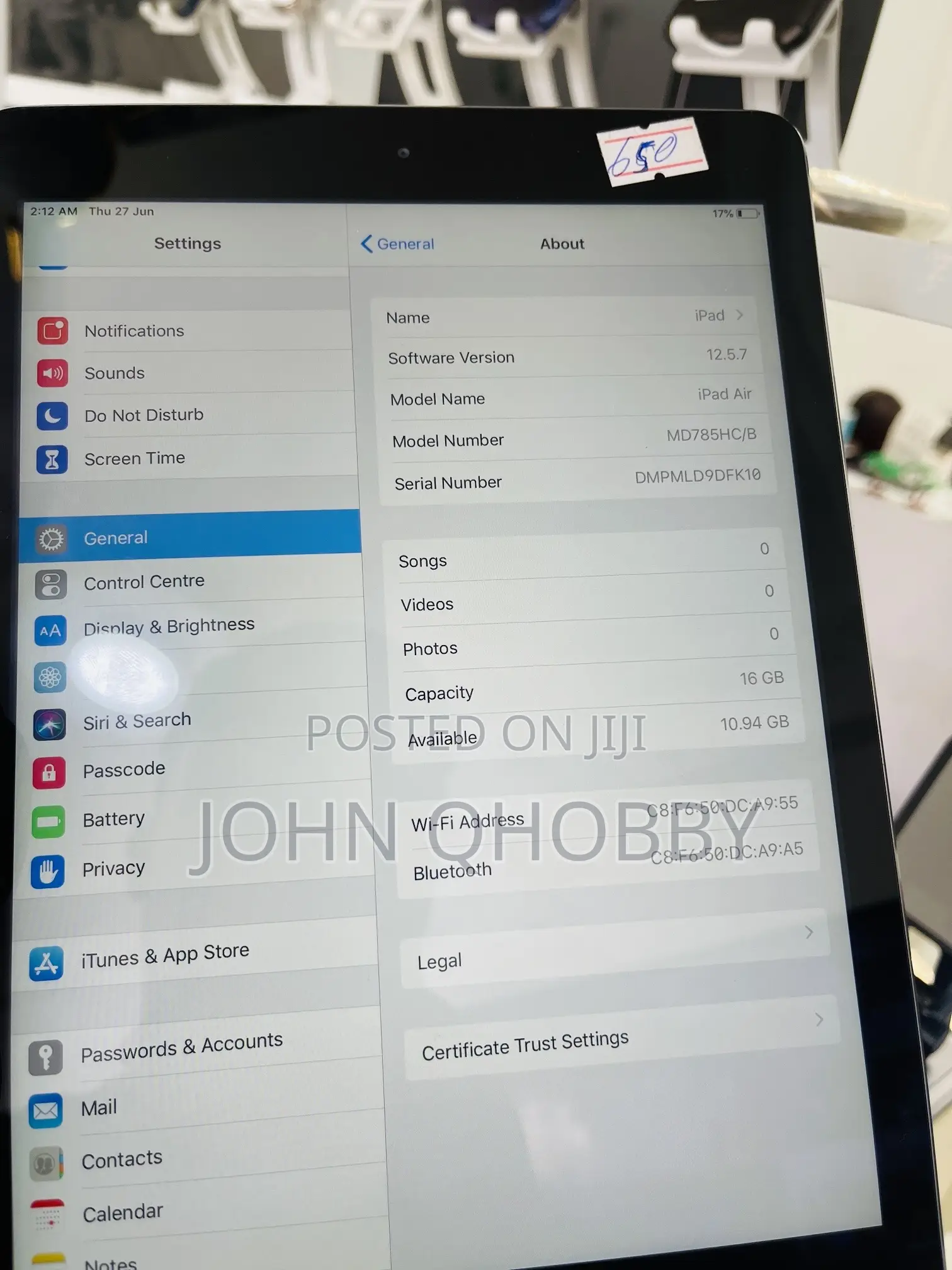 Apple iPad Air 16 GB Gray