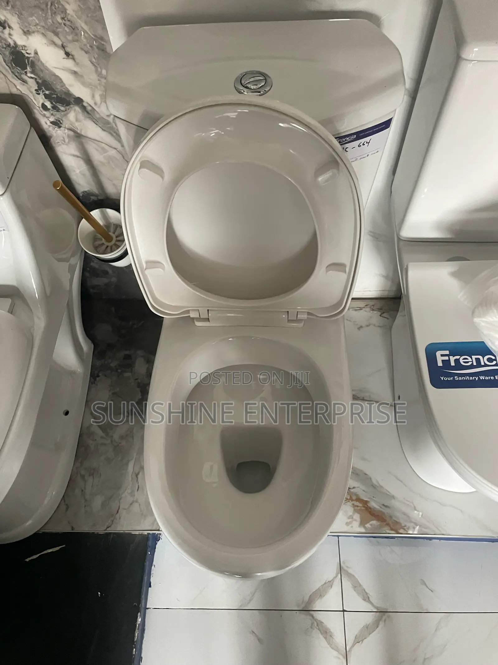 Water Closet, Frencia Big Tank , Press Top