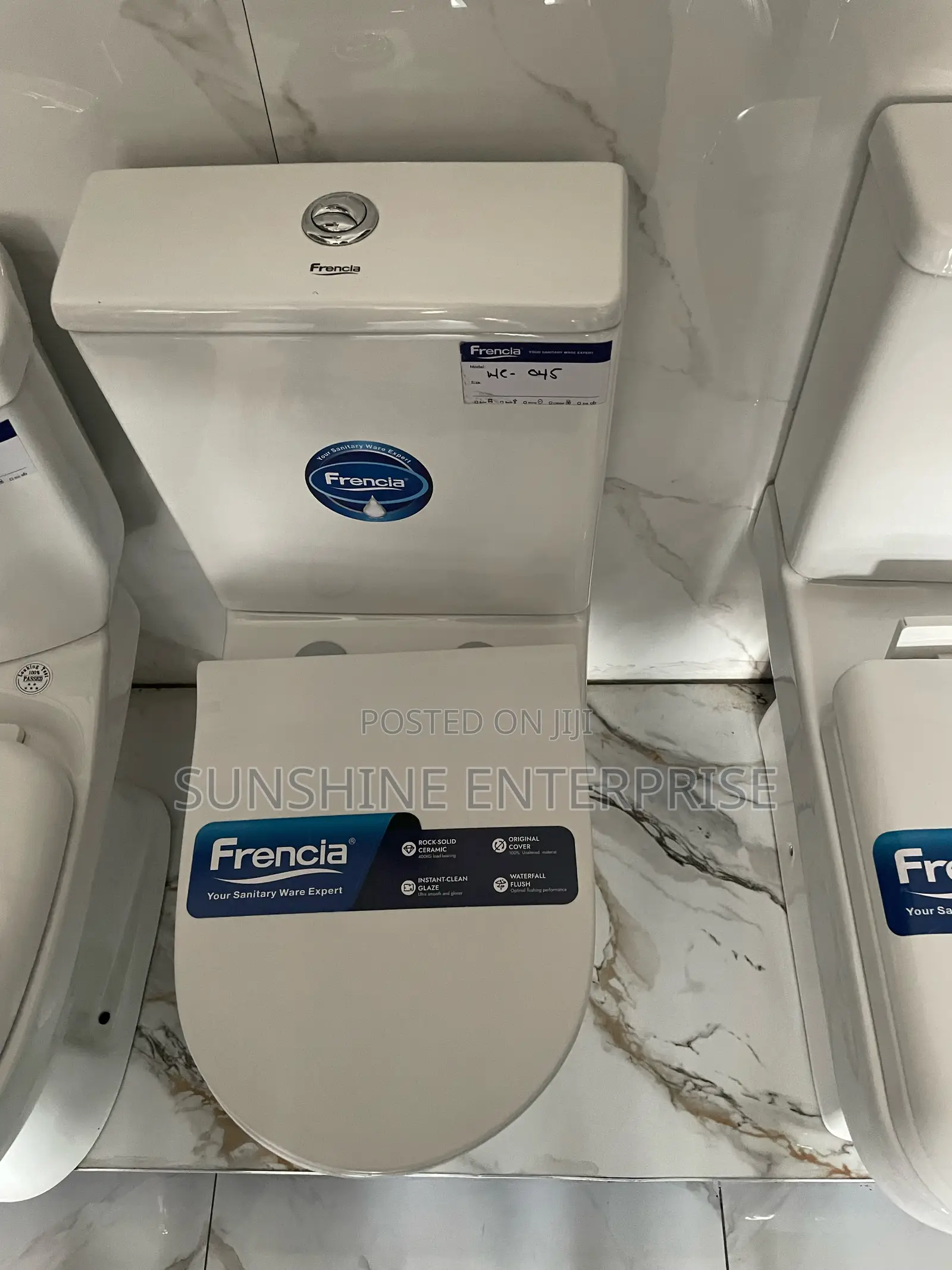 Press Top Water Closet, Frencia Brand