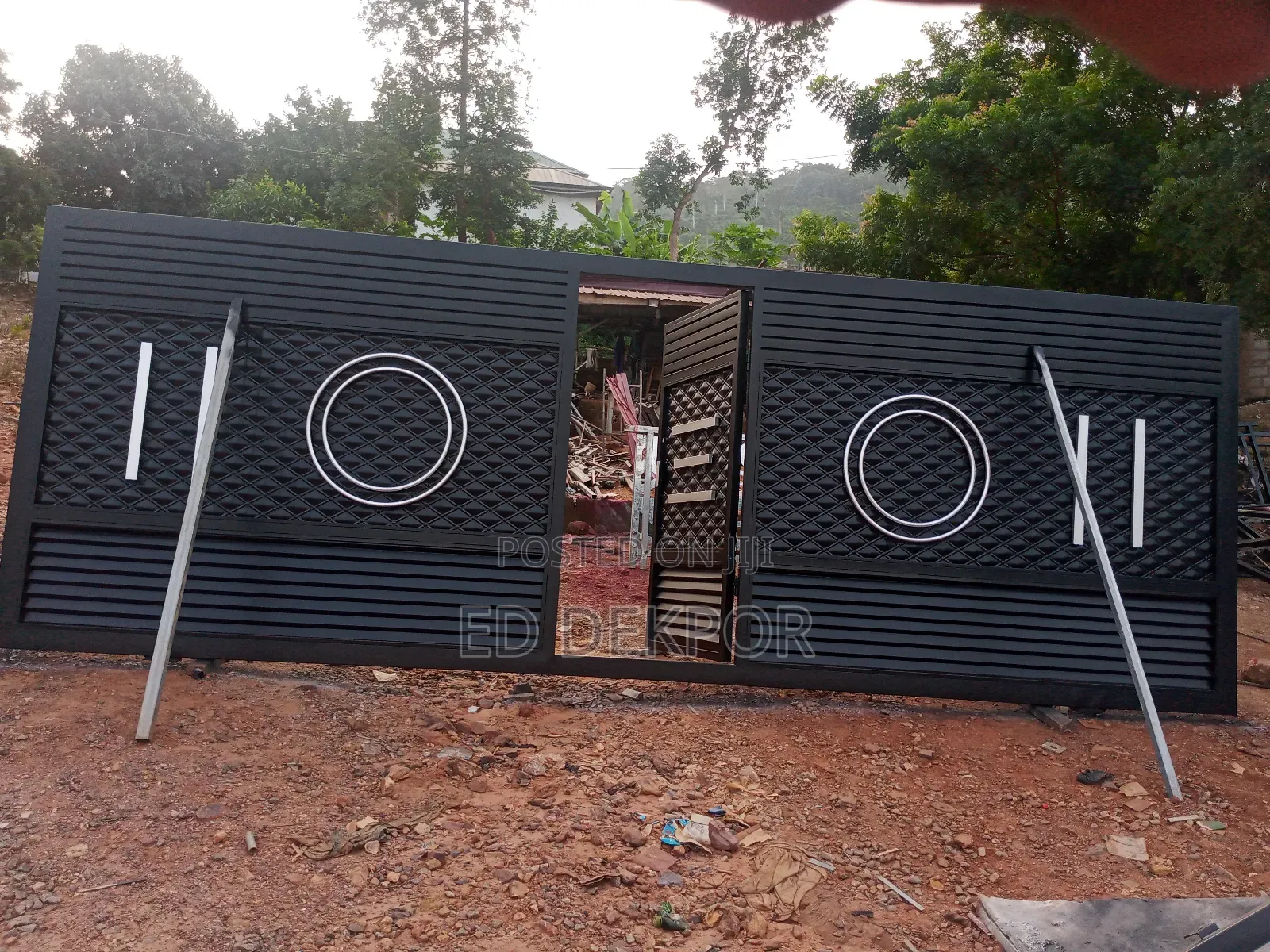 Heavy Metal Gate