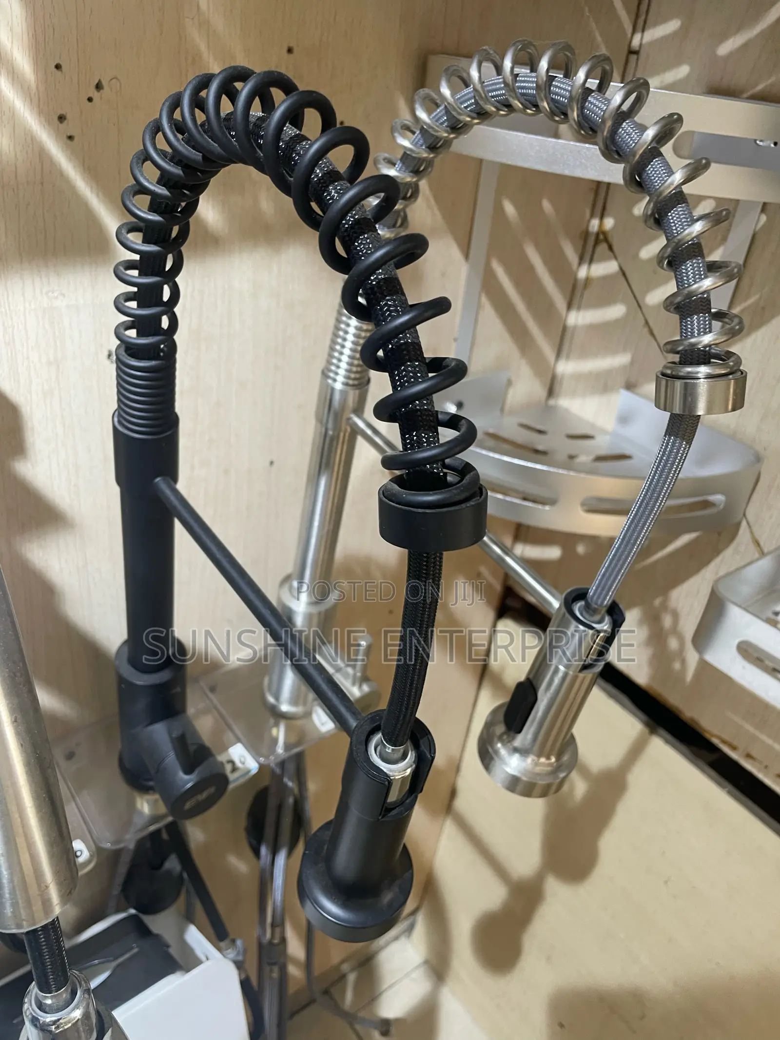 Spring Pull Out Hot And Cold Kitchen Sink Tap