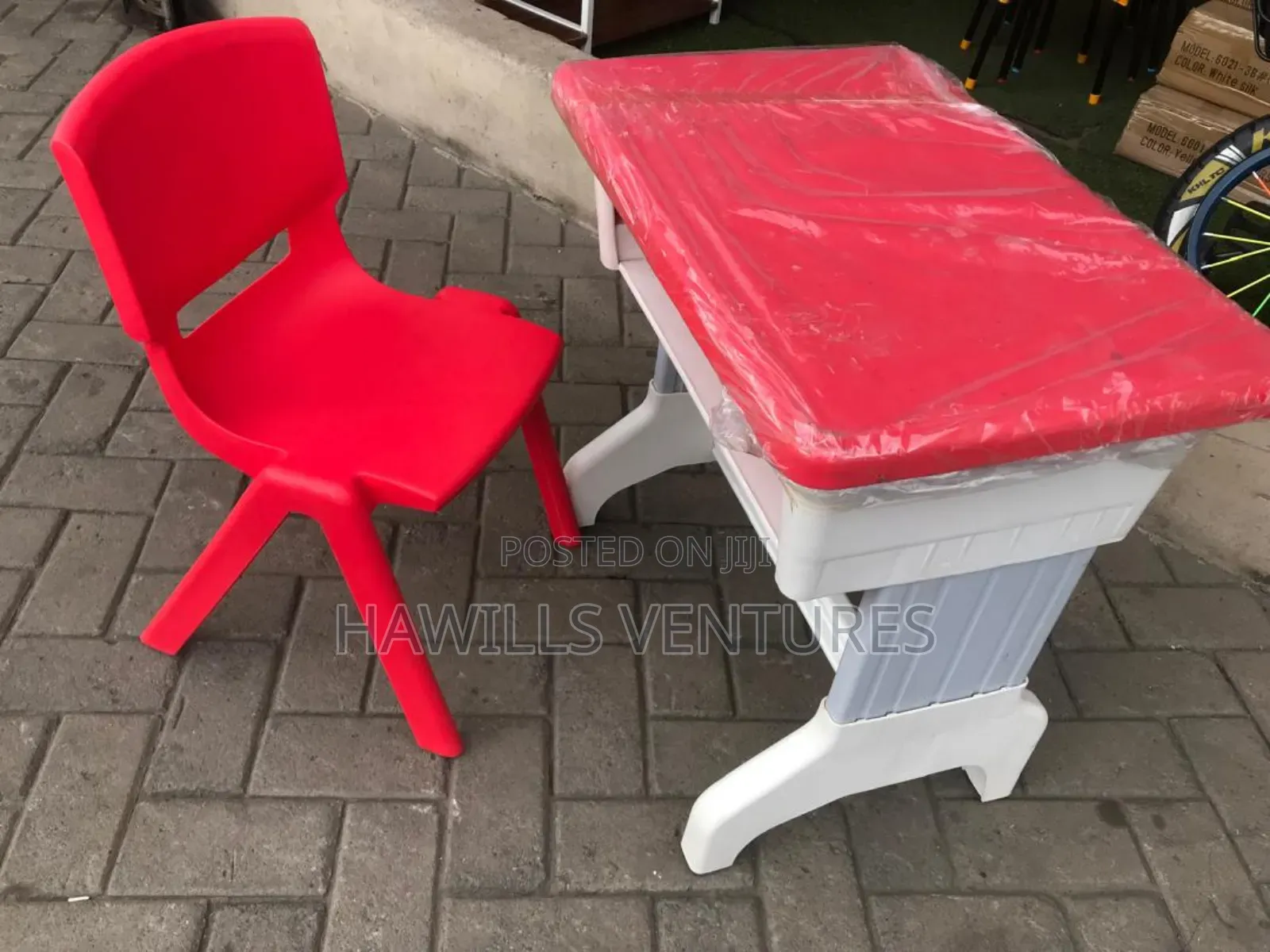 Students Studytable and Chair