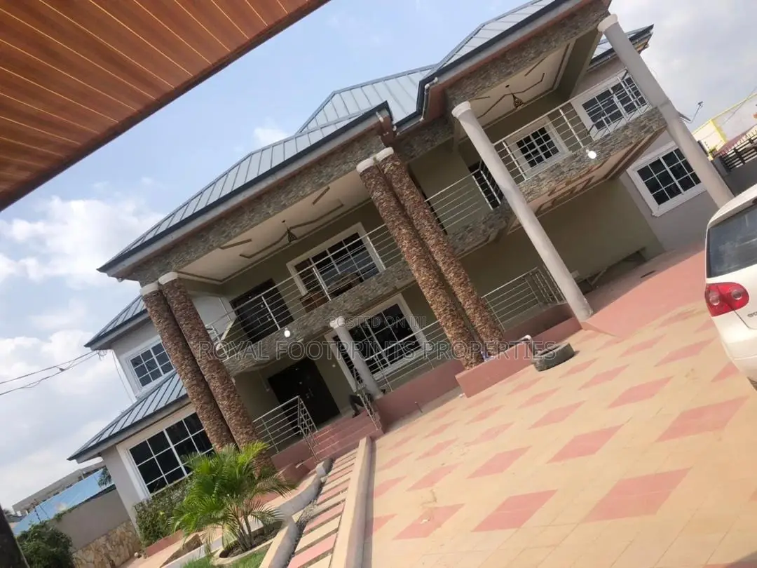 5bdrm House in Royal Footprints, Amasaman for sale
