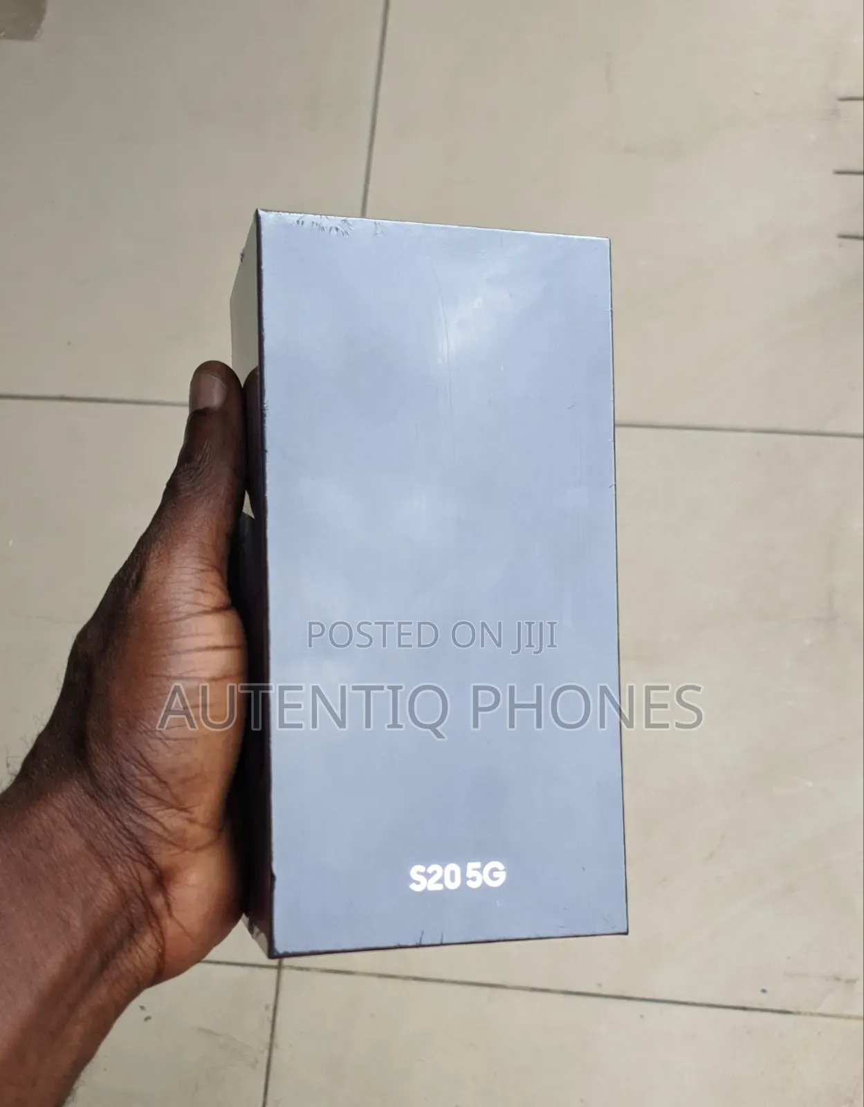 New Samsung Galaxy S20 128 GB Blue