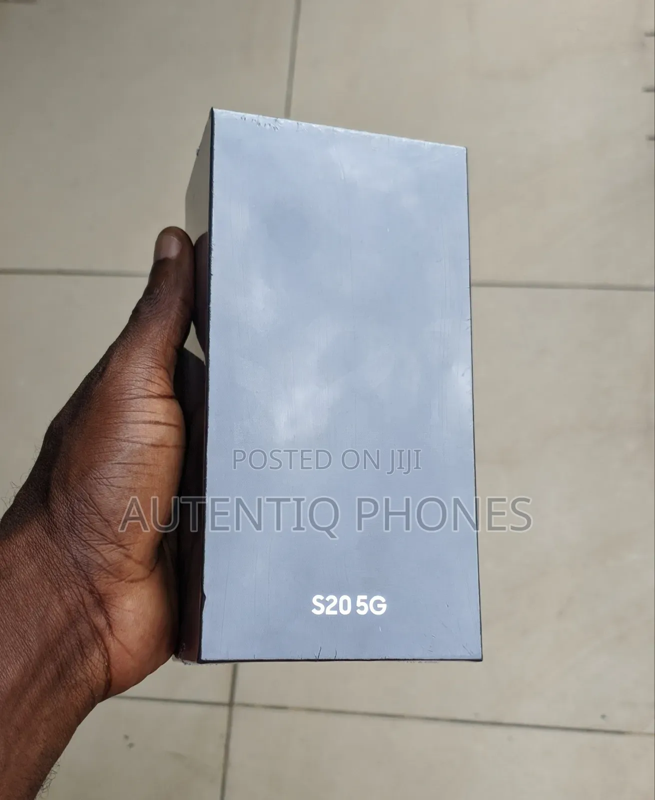 New Samsung Galaxy S20 128 GB Blue
