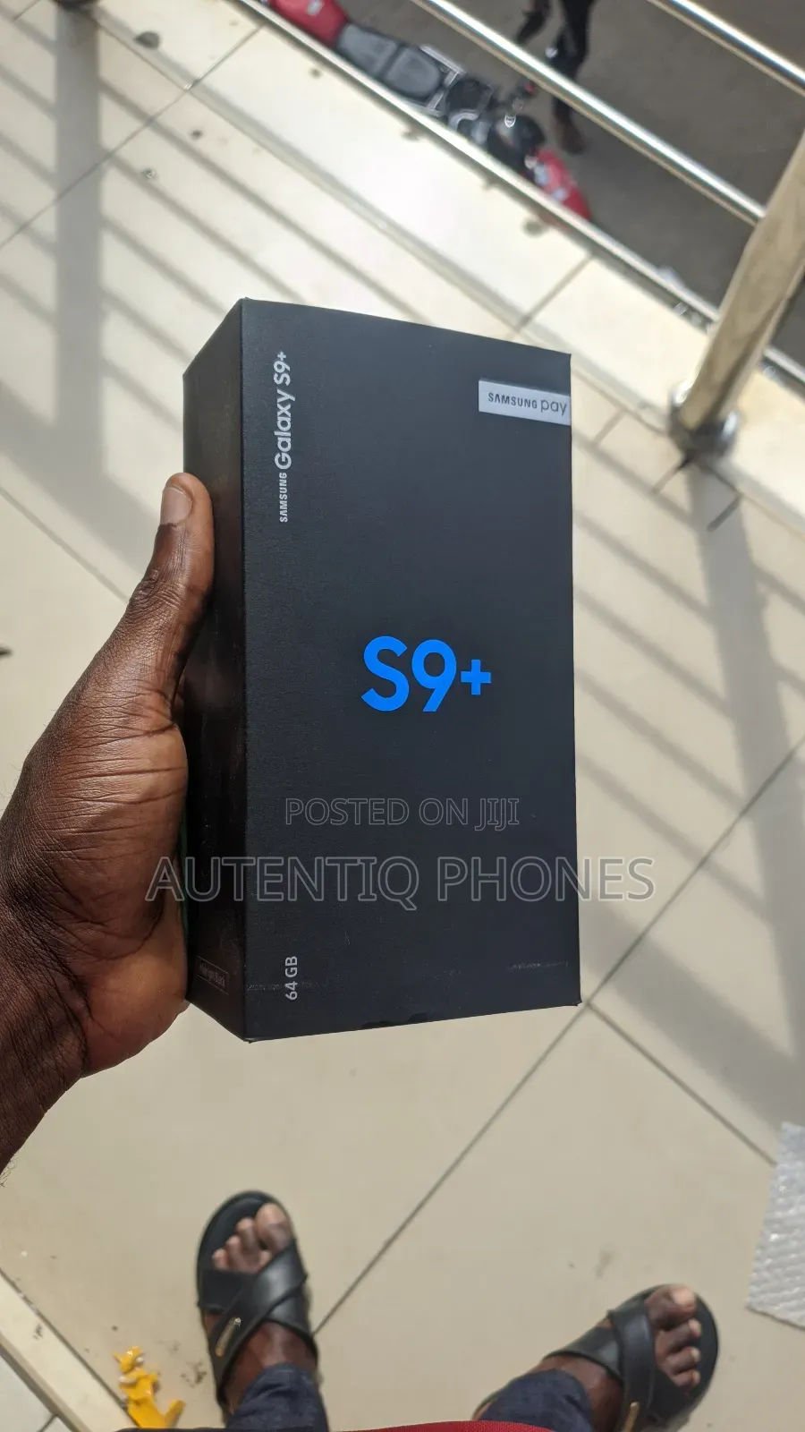 New Samsung Galaxy S9 Plus 64 GB Black