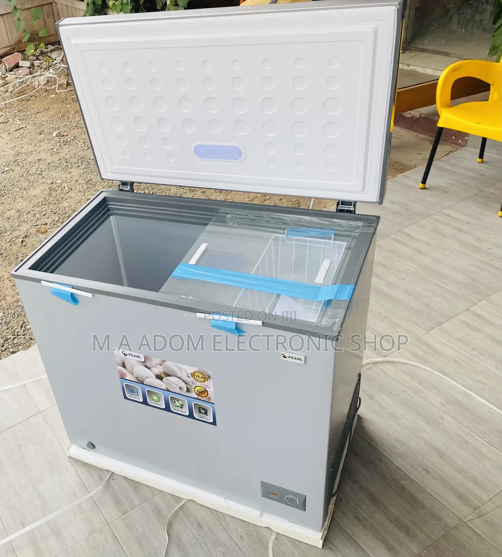 Purchase Pearl PCF-240 1 Door Chest Freezer(200L).