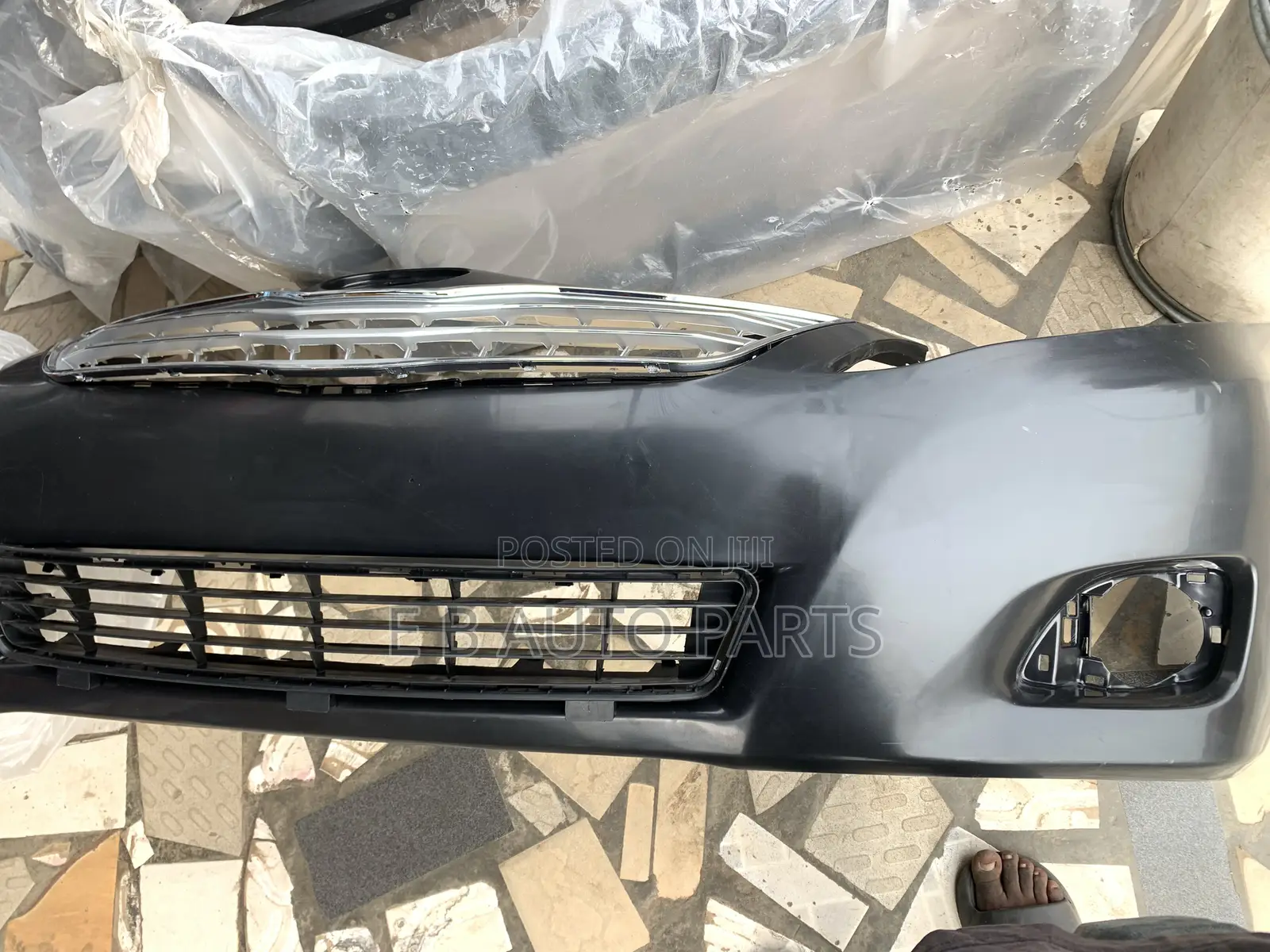 Camry 2010-2011 Front Bumper Complete