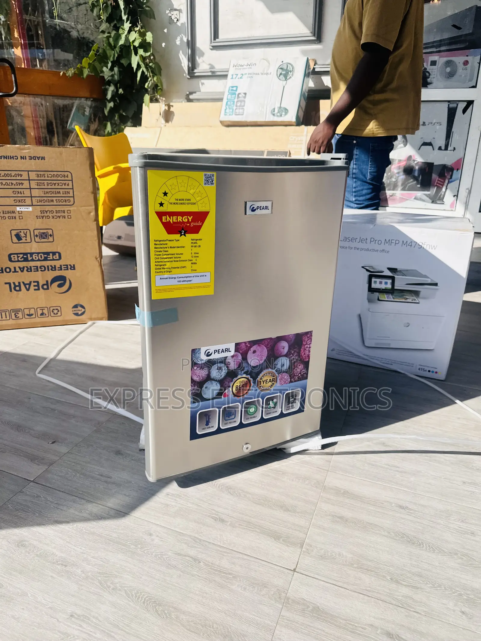 Brand New Hotel Bed Size Fridge Single Door Pearl