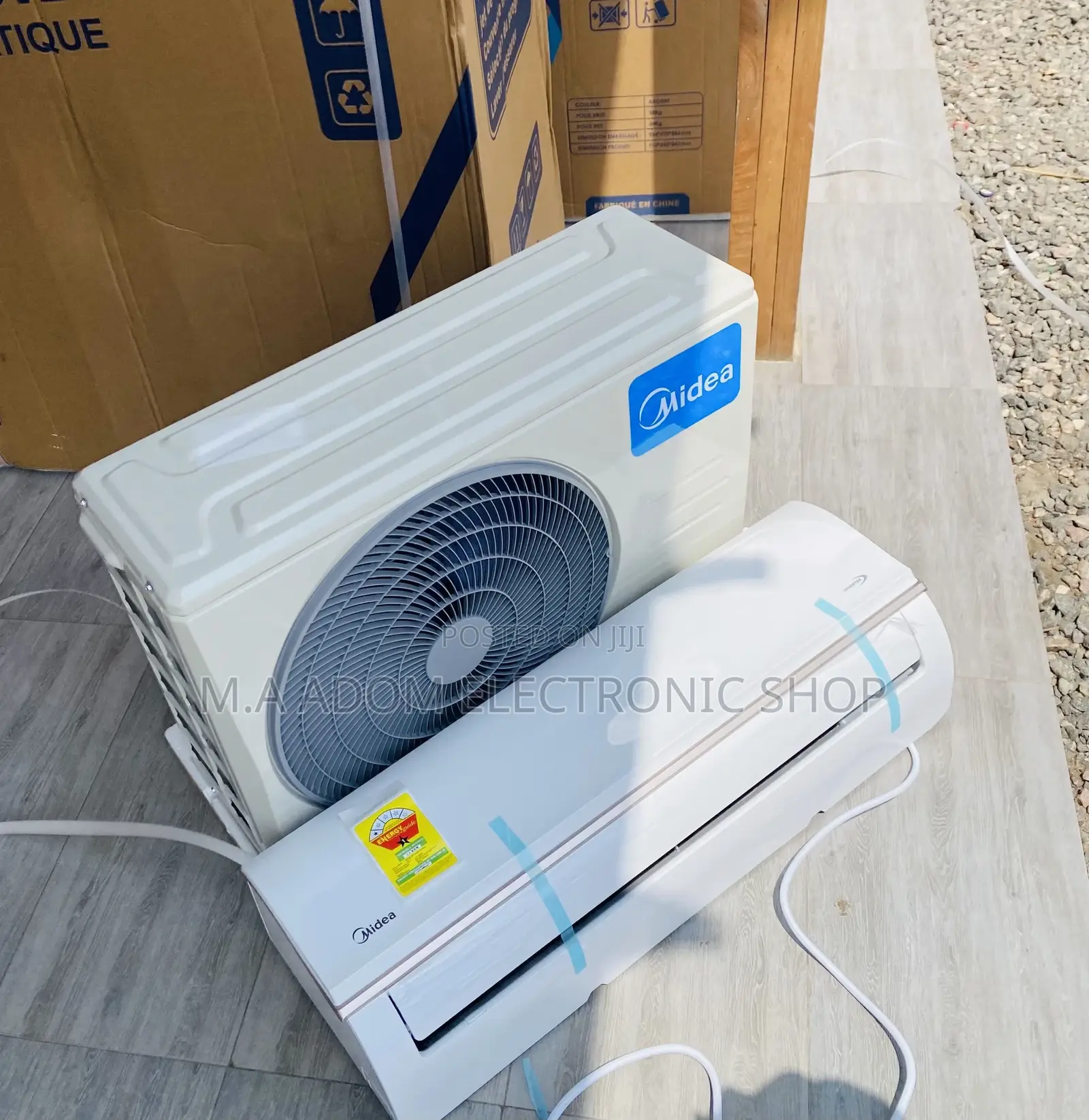 Super Chilling Midea 1.5hp Split Inverter Air Conditioner.