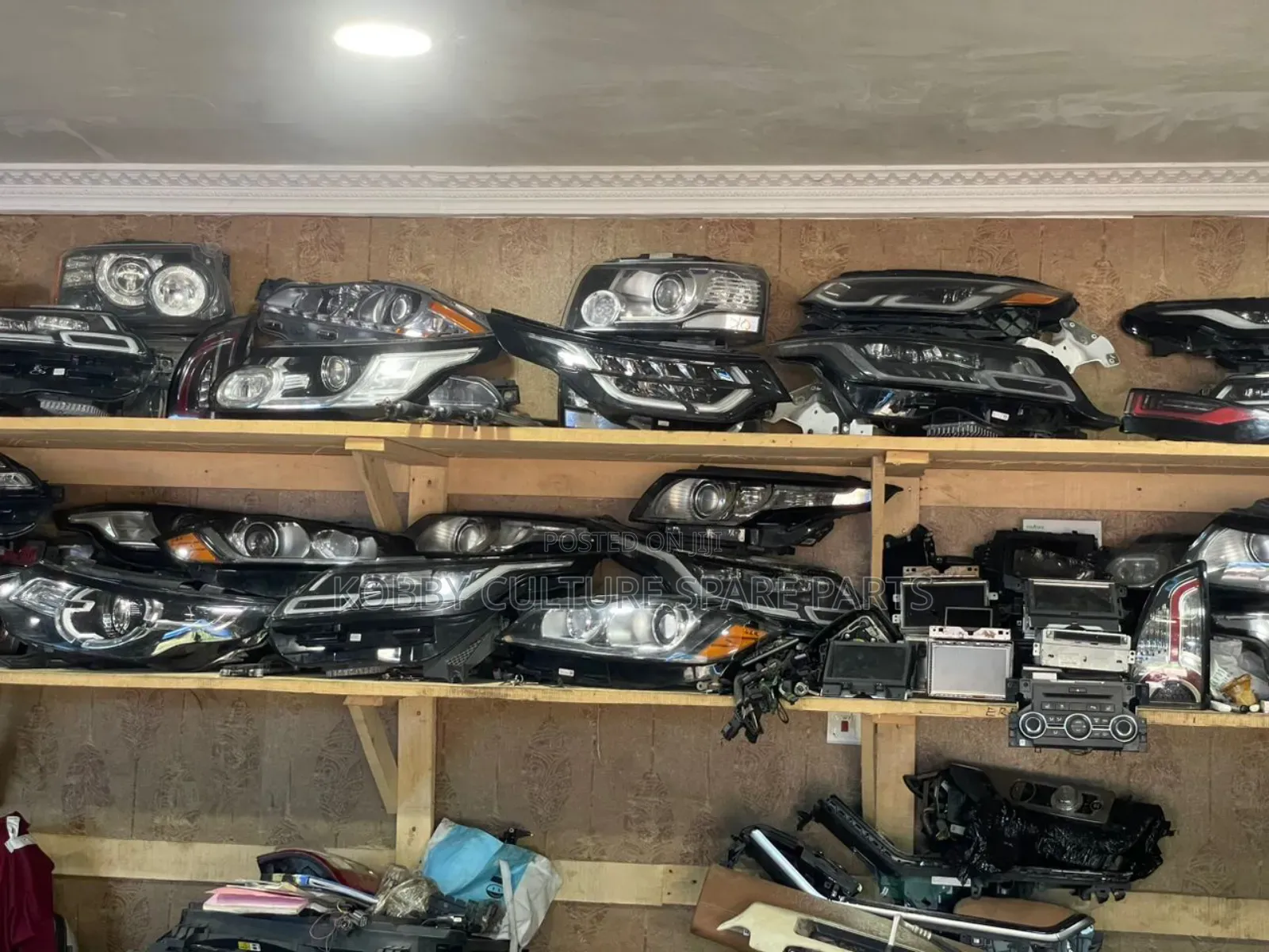 Original Range Rover Headlights Available for All Cars