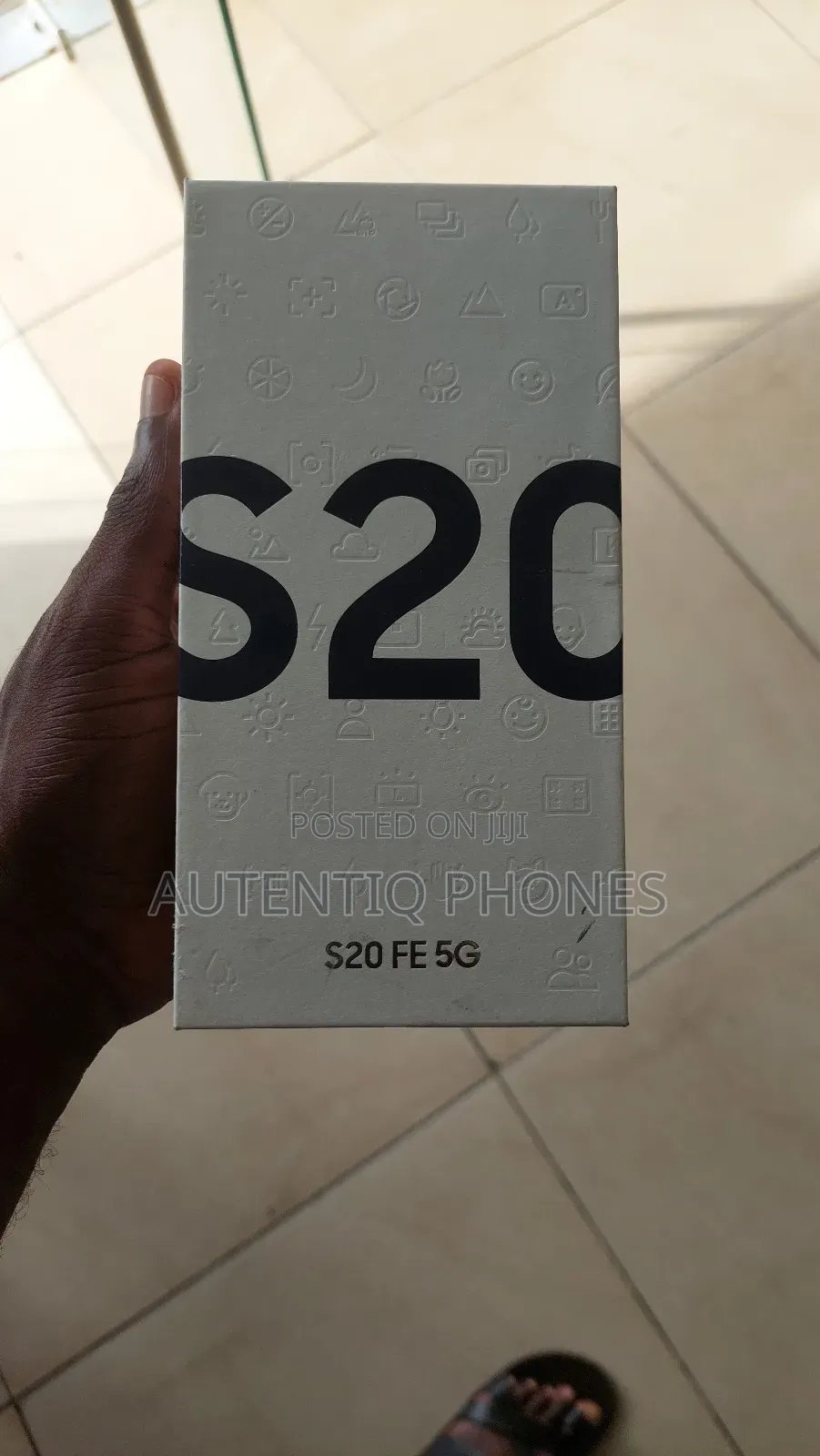 New Samsung Galaxy S20 FE 128 GB Blue