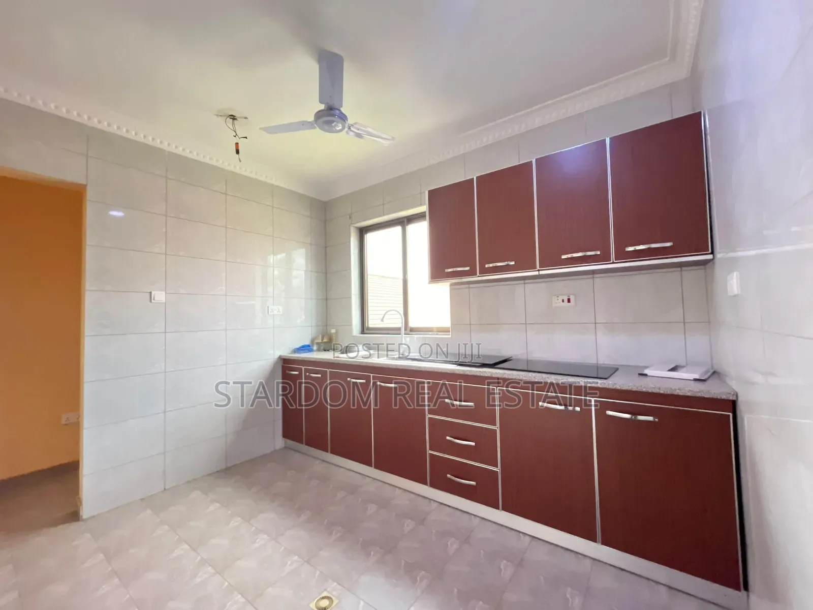 2bdrm Apartment in American House for rent