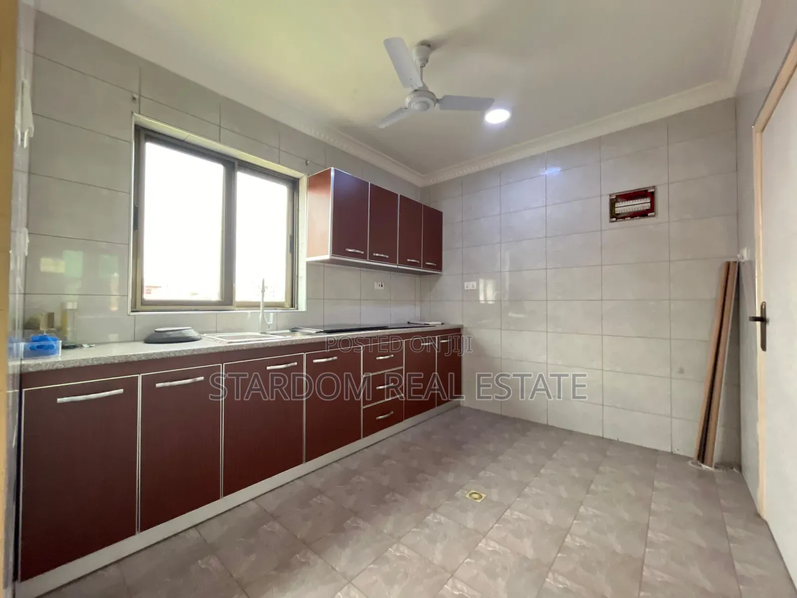 2bdrm Apartment in American House for rent