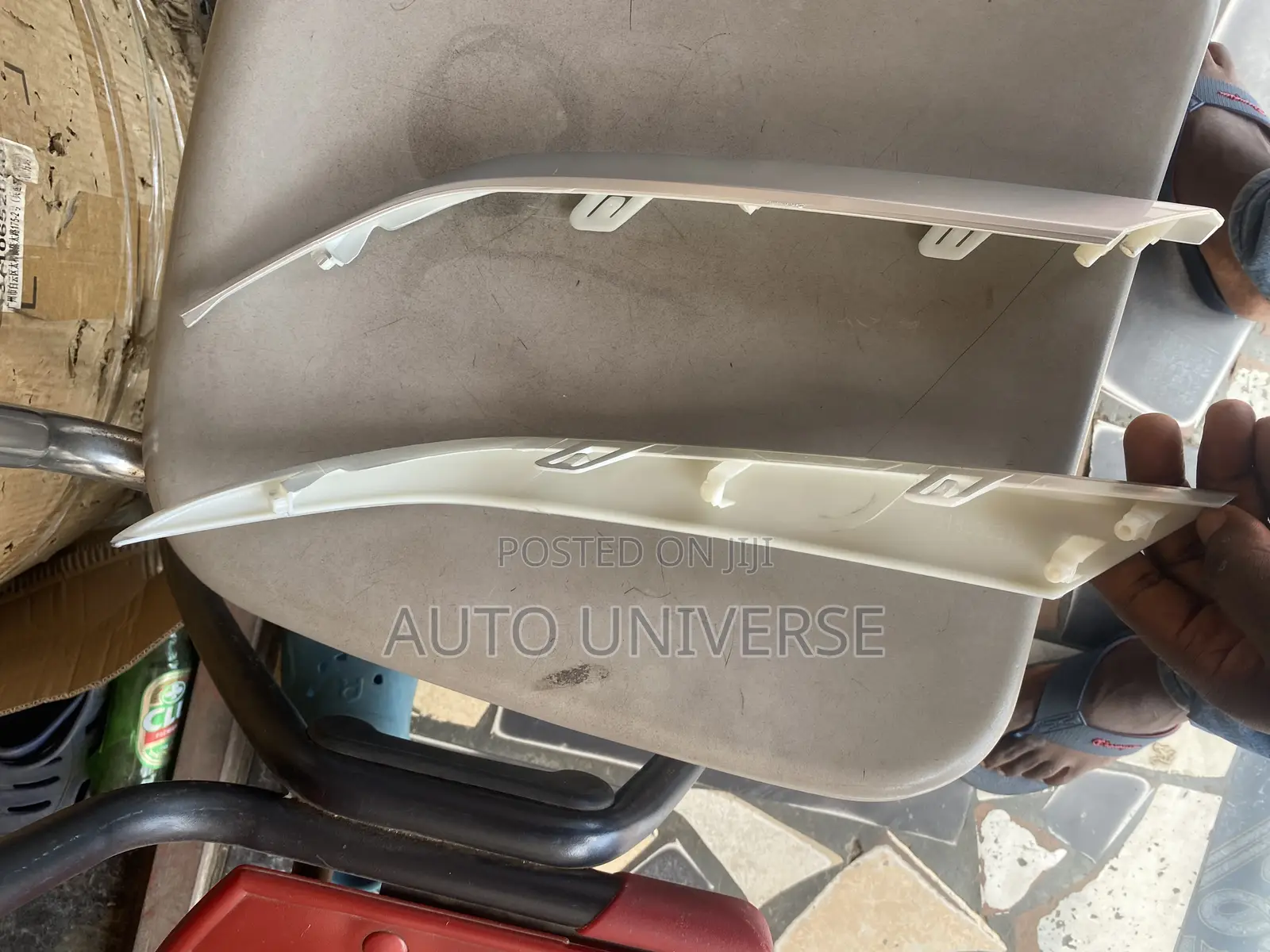 Hyundai Santafe 2019 to 2020 Headlight Moulding Available