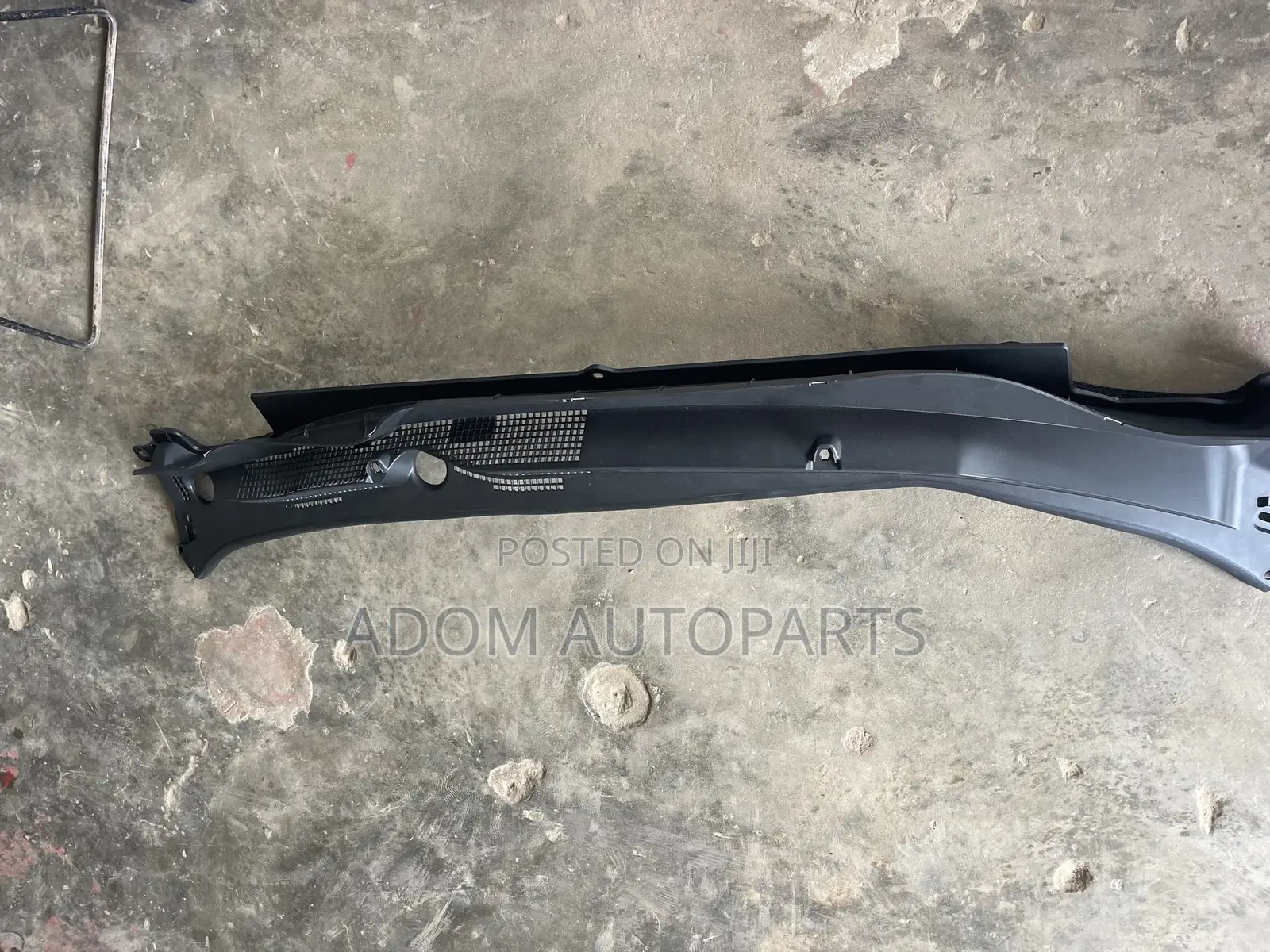 Honda CRV Wiper Panel 2018 2019 2020 2021 2022