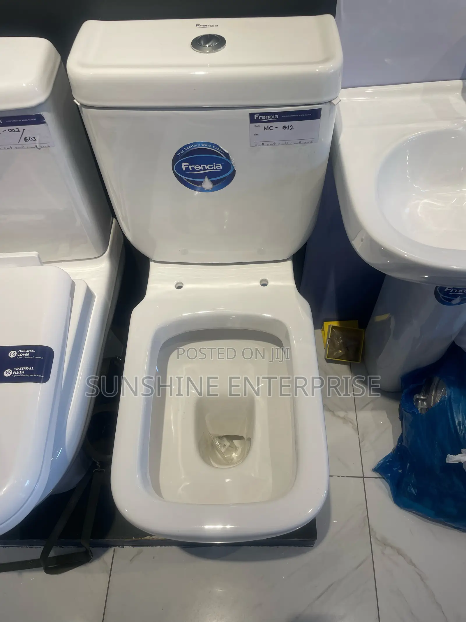 Press Top Water Closet-Frencia