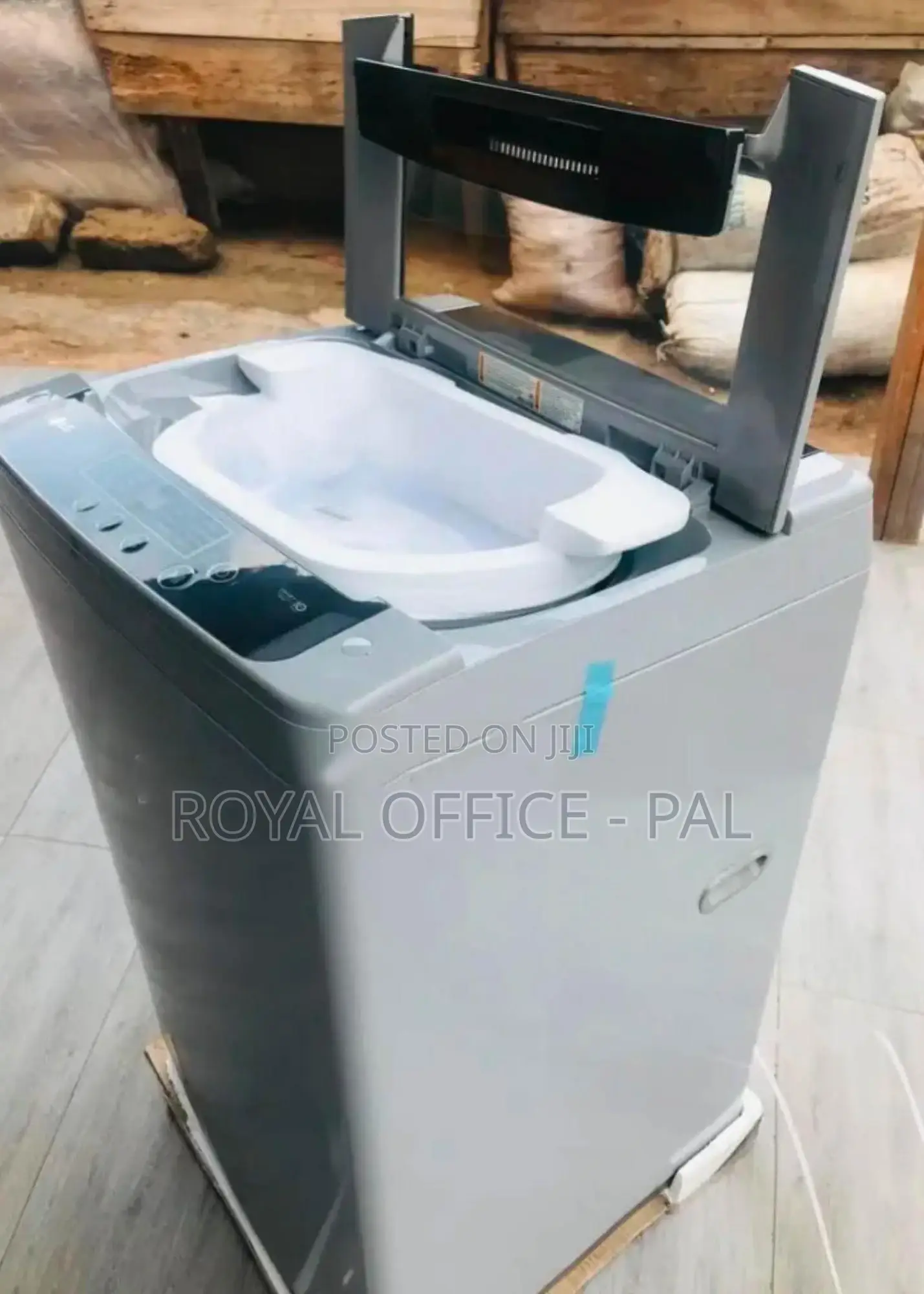 Brill LG T1369NEHTF 13 Kg Inverter Washing Machine