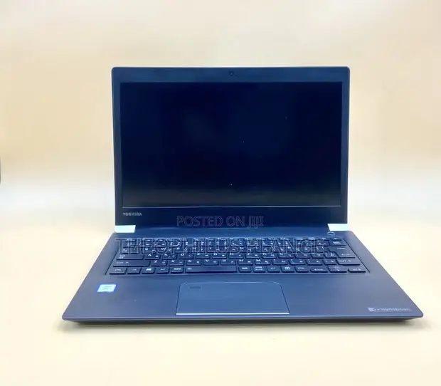 東芝 B55/B Corei5-6200U SSD256GB 2017年製 Amazon.co.jp