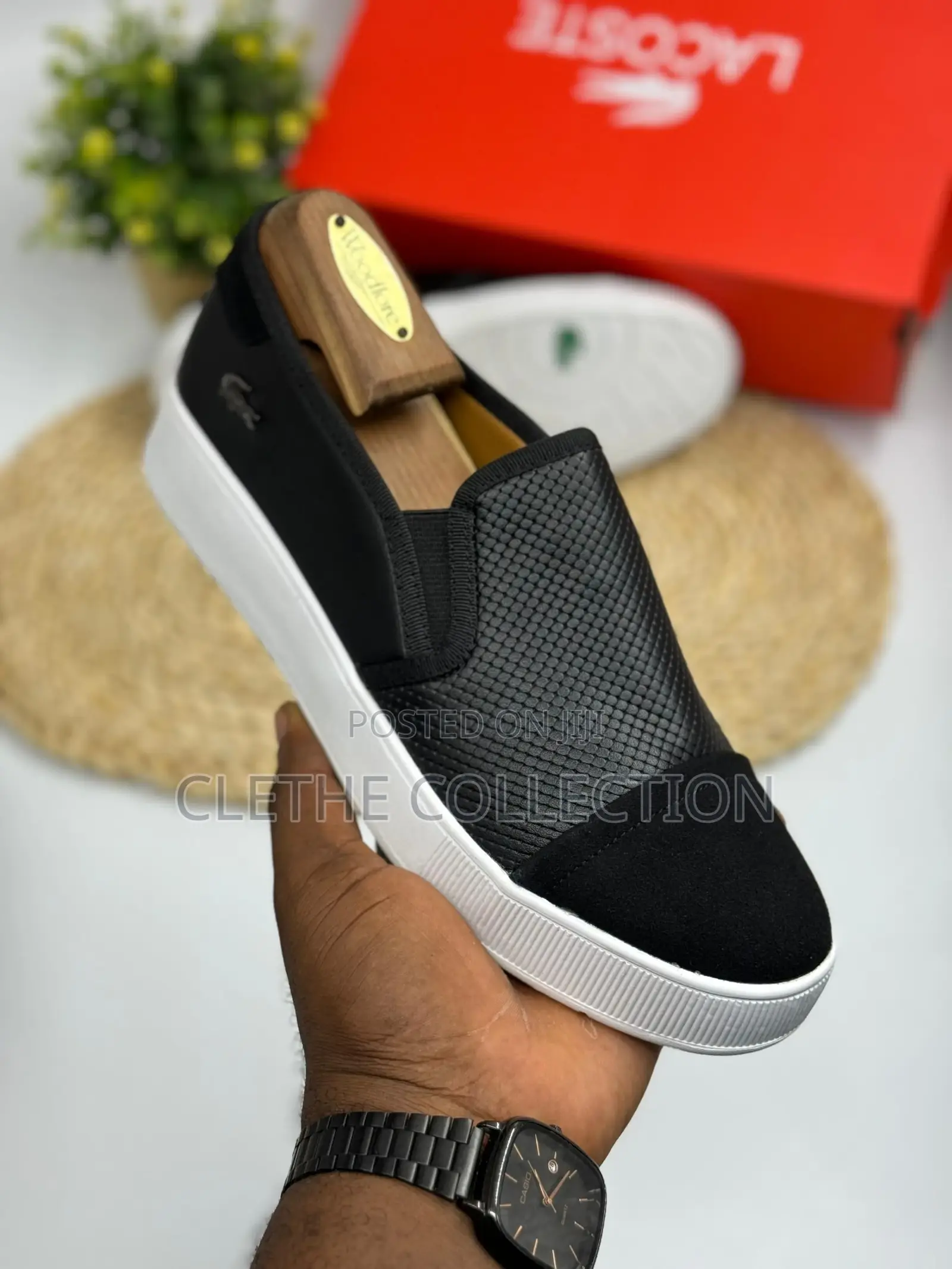 Lacouste Low Flat Shoes