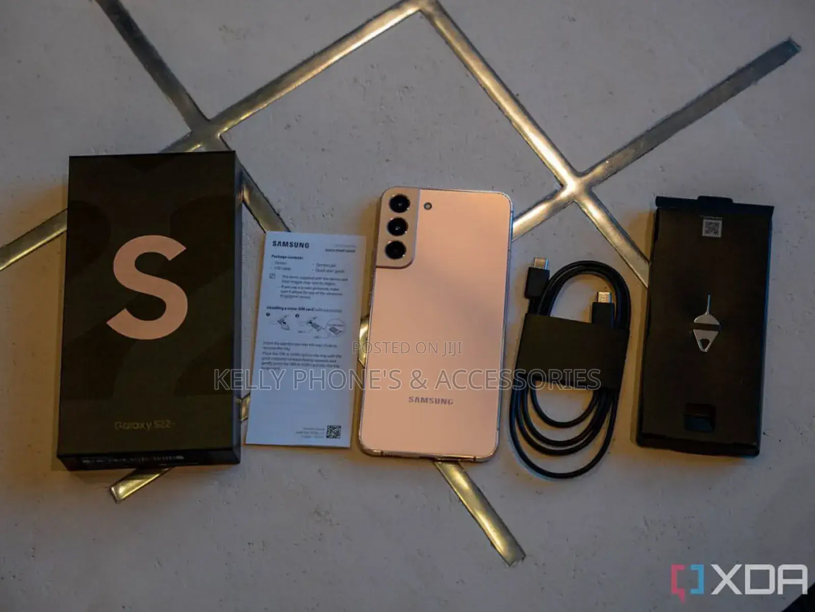 New Samsung Galaxy S22+ 5G 128 GB Gold