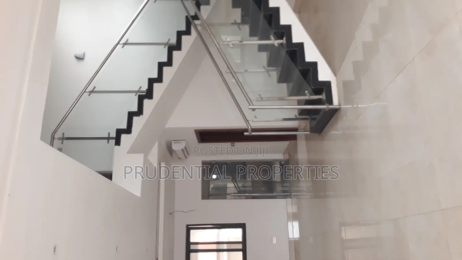 5bdrm House in West Legon for sale