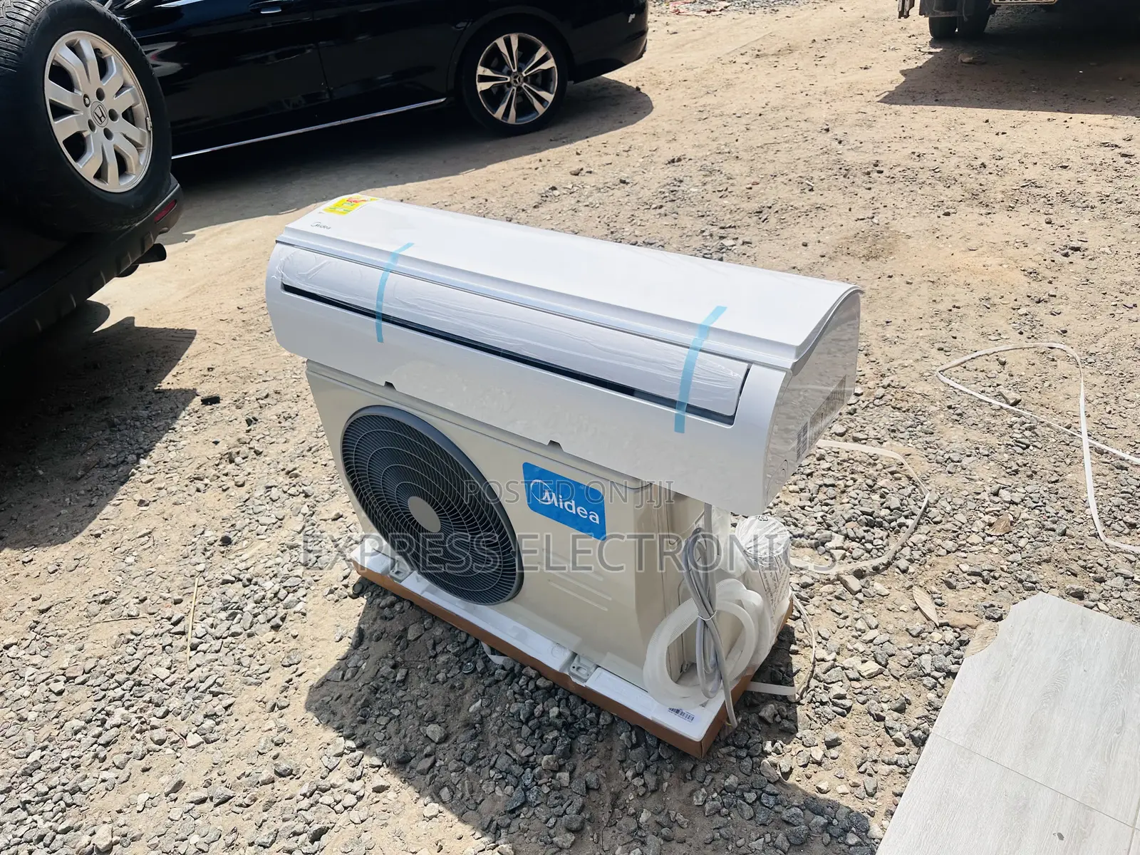 Self Cleaning Split R410 Gas Midea Air Conditioner 1.5hp —-.