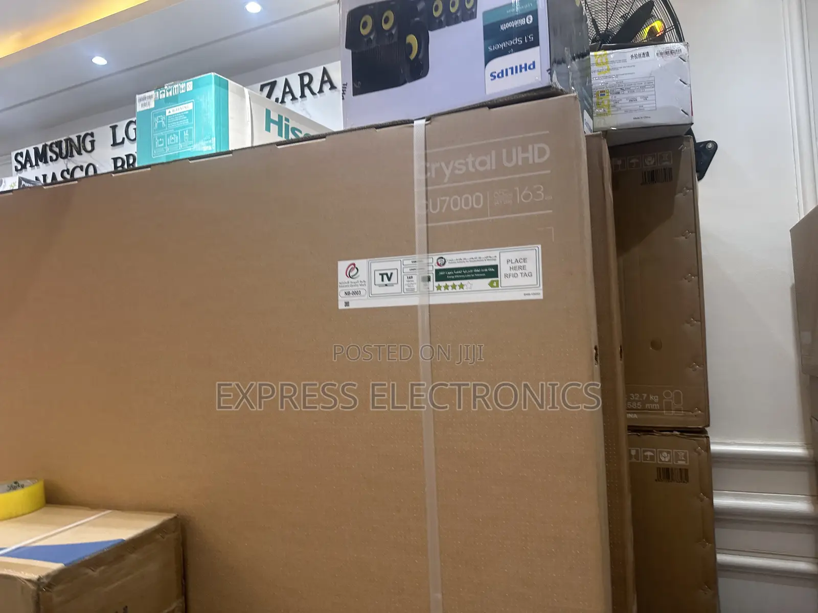 UHD Smart Samsung 65”Cu8000 Gloss Television