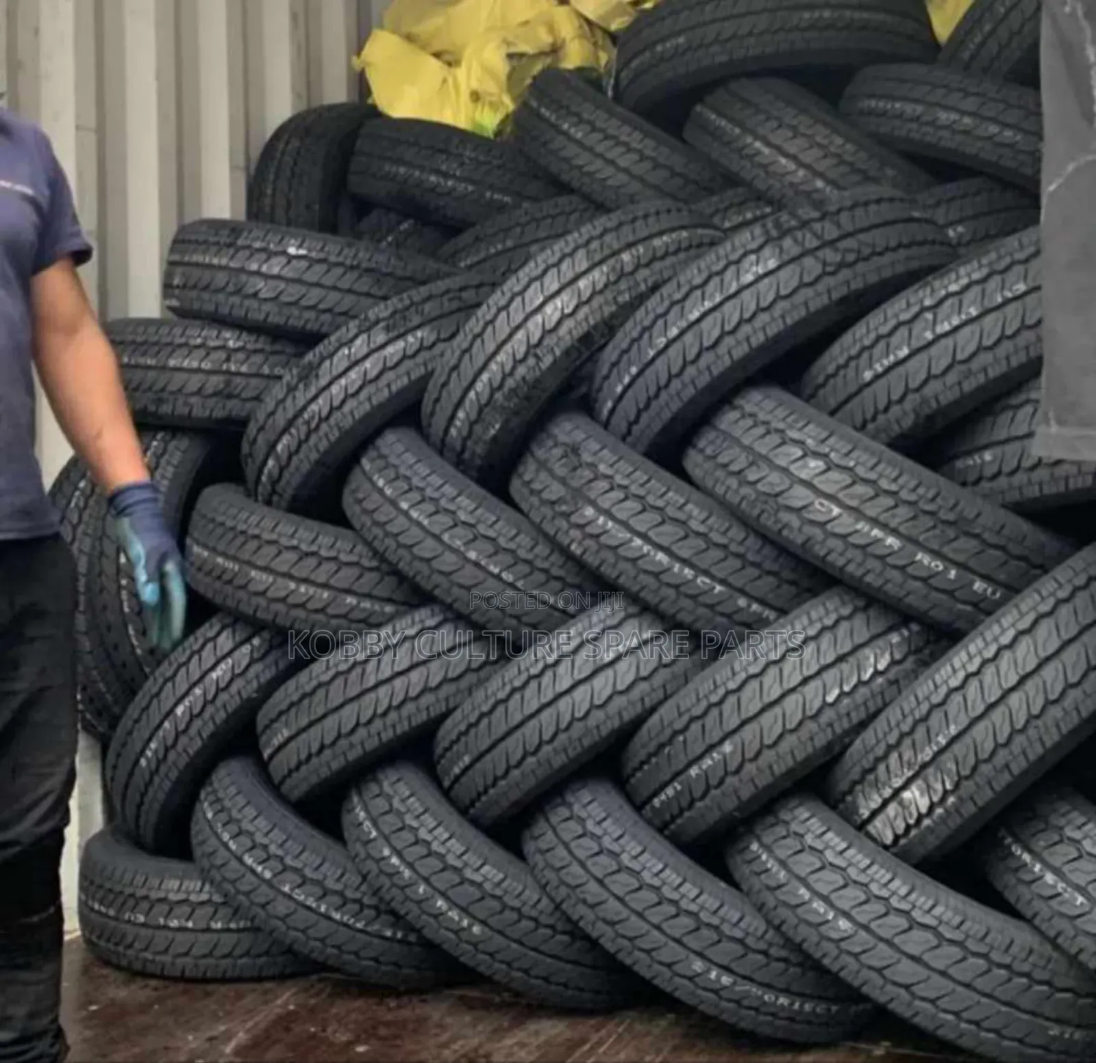 Original Brand New Car Tyres Available for All Cars