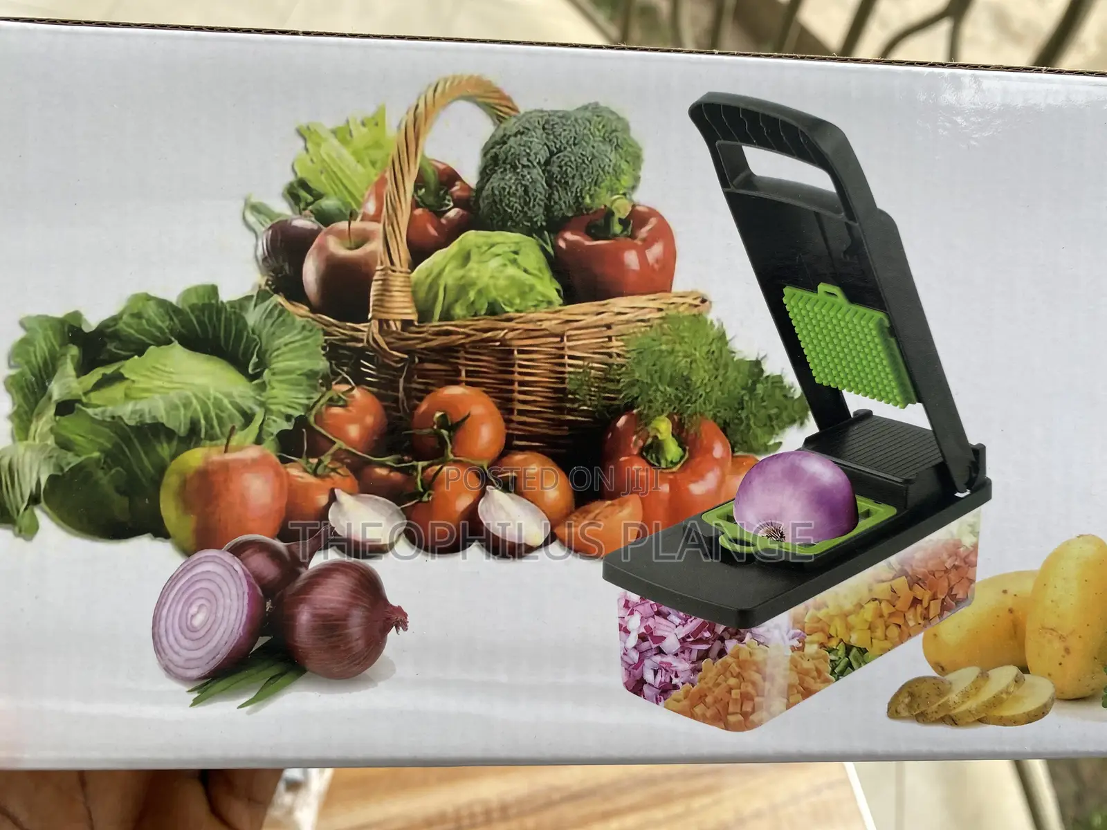 Study and Multifunctional 12 in 1 Vegetable Chopper / Slicer