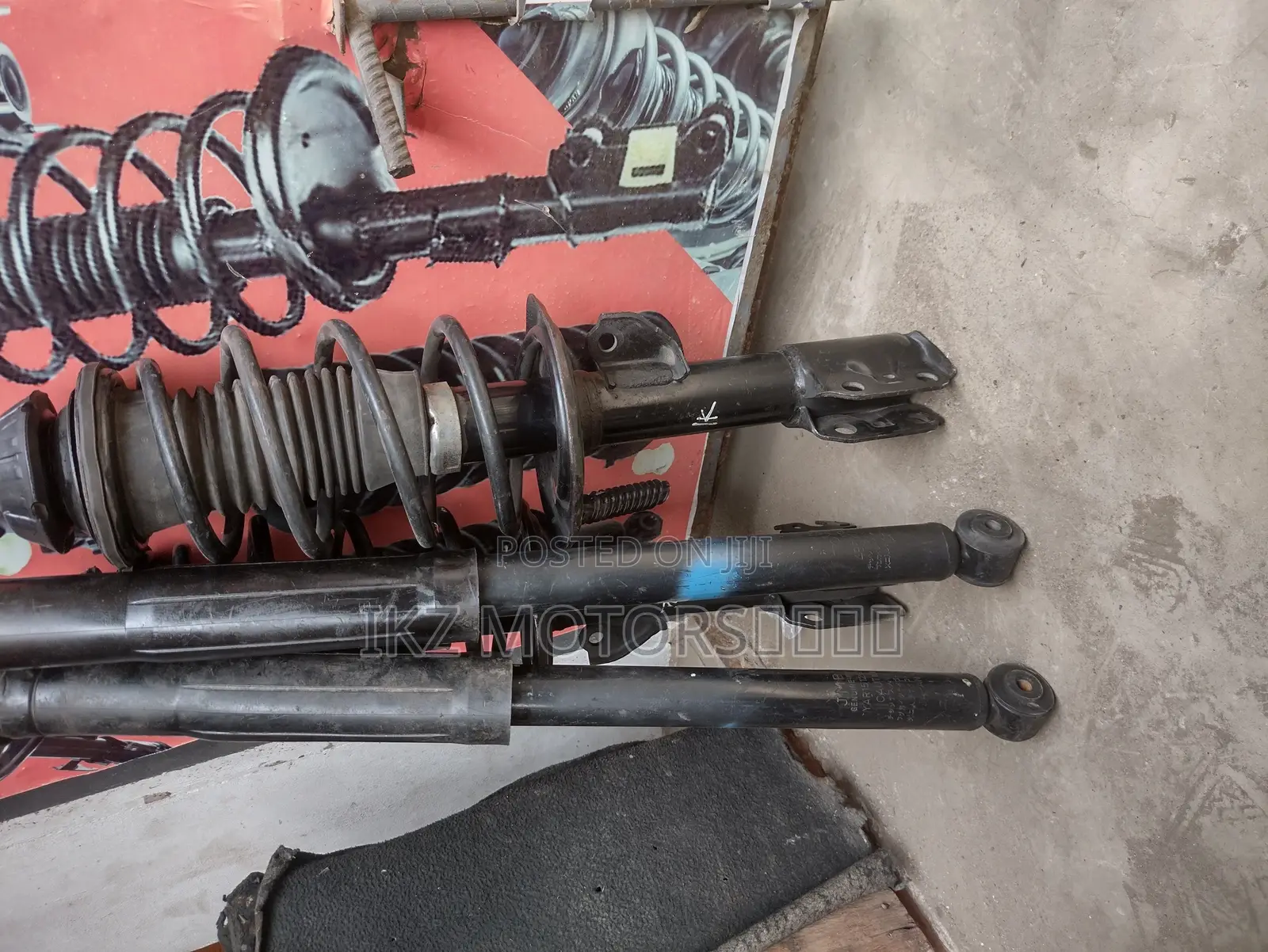 Yaris /Vitz / Belta Front Shocks Absorbers