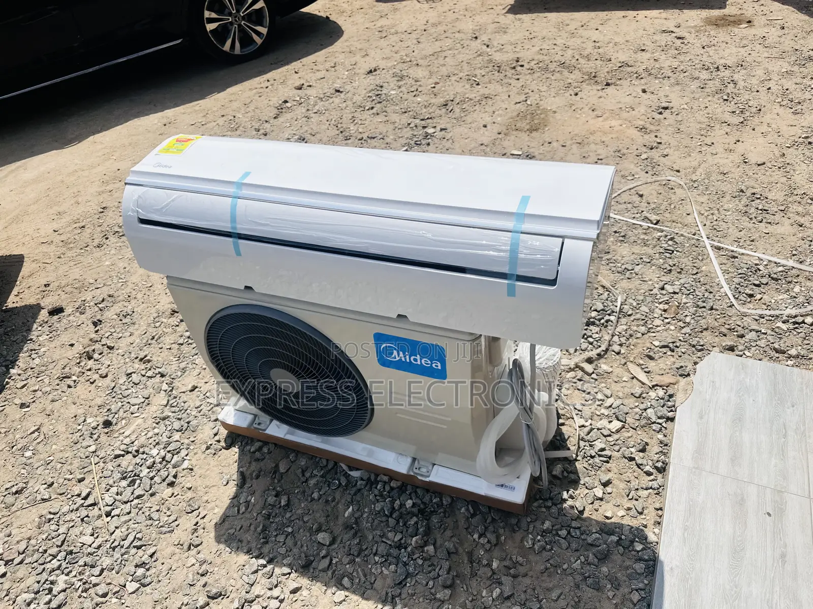 Rich Design Midea 1.5hp Split R410 Gas White Air Conditioner