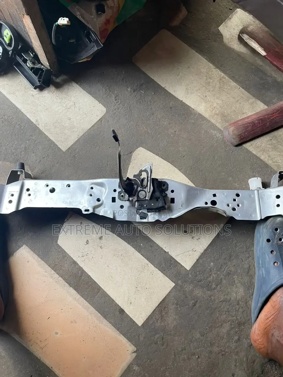 Bonnet Lock Panels for Honda CR-V 2018