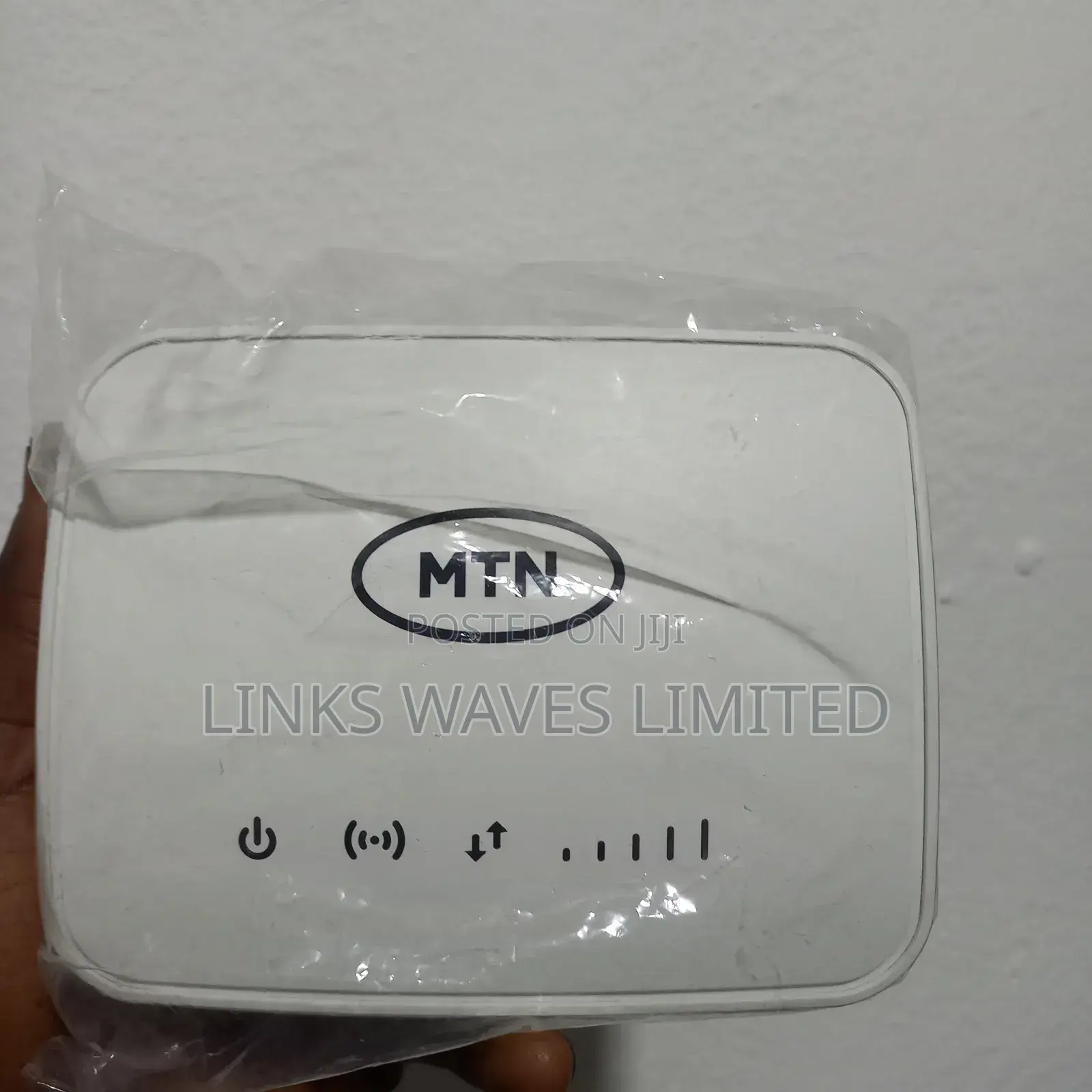 S20 Cat 4 Universal Router With Power Bank