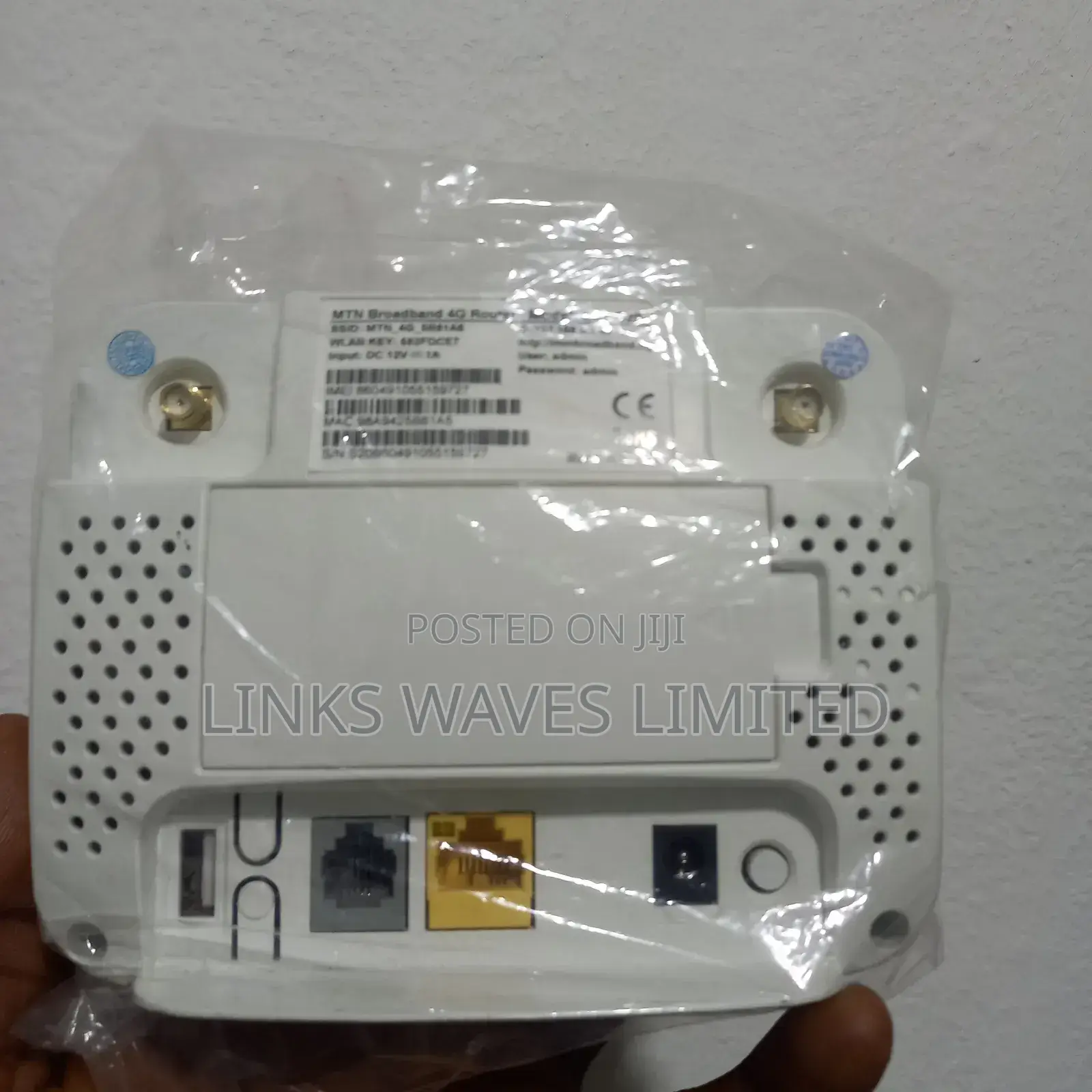 S20 Cat 4 Universal Router With Power Bank
