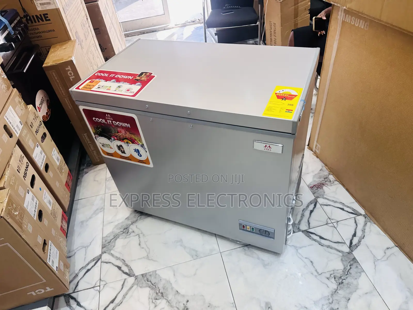 238L Chest Freezer Zara -300fl Single Door Grey