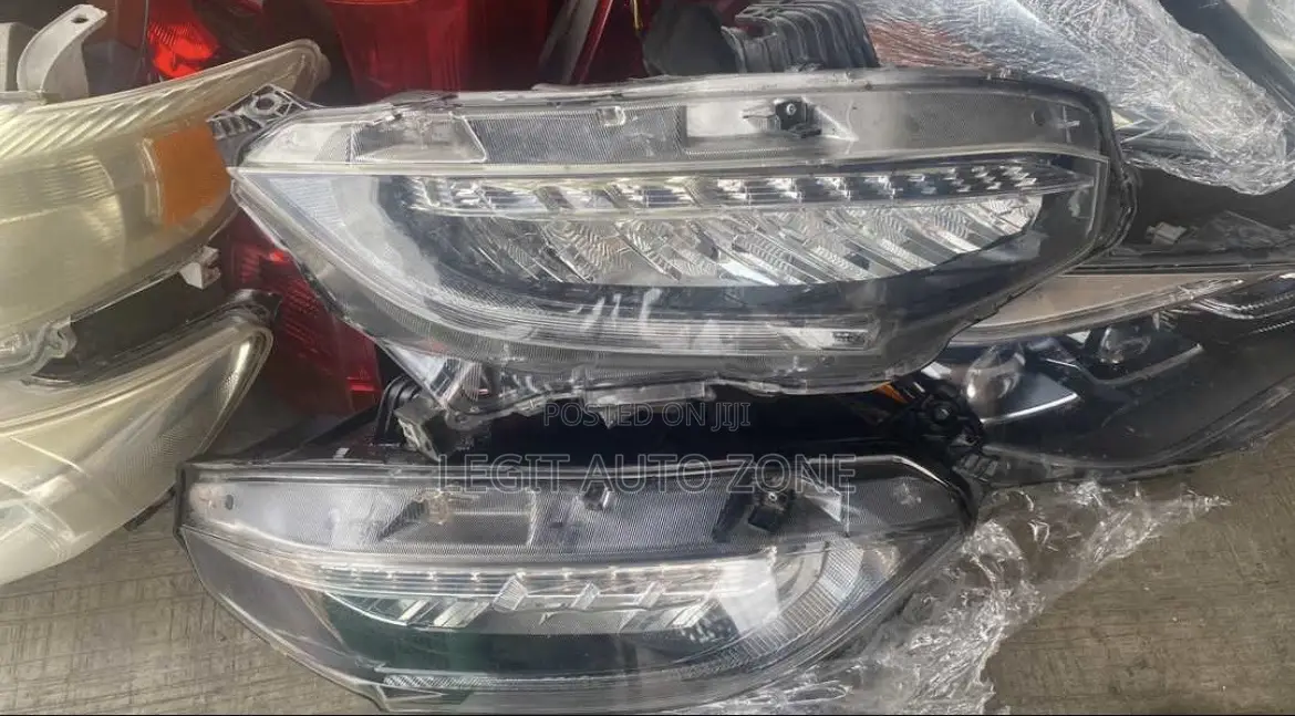 Honda Civic 2016,2017,2018 Headlight