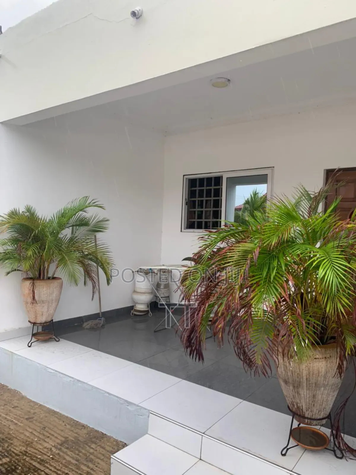 2bdrm Apartment in Raster, Tseaddo for rent