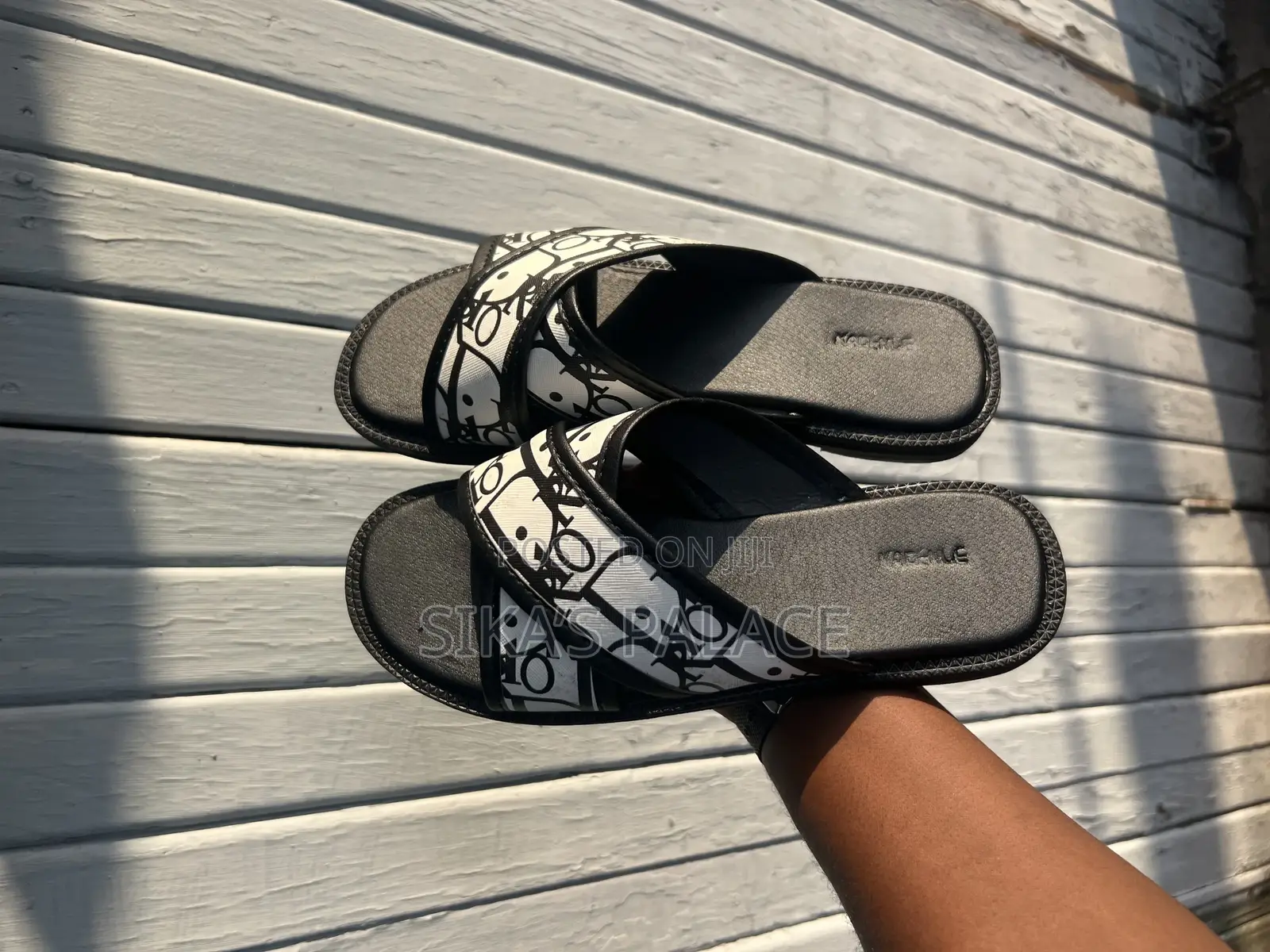 Quality Made Dior Slippers