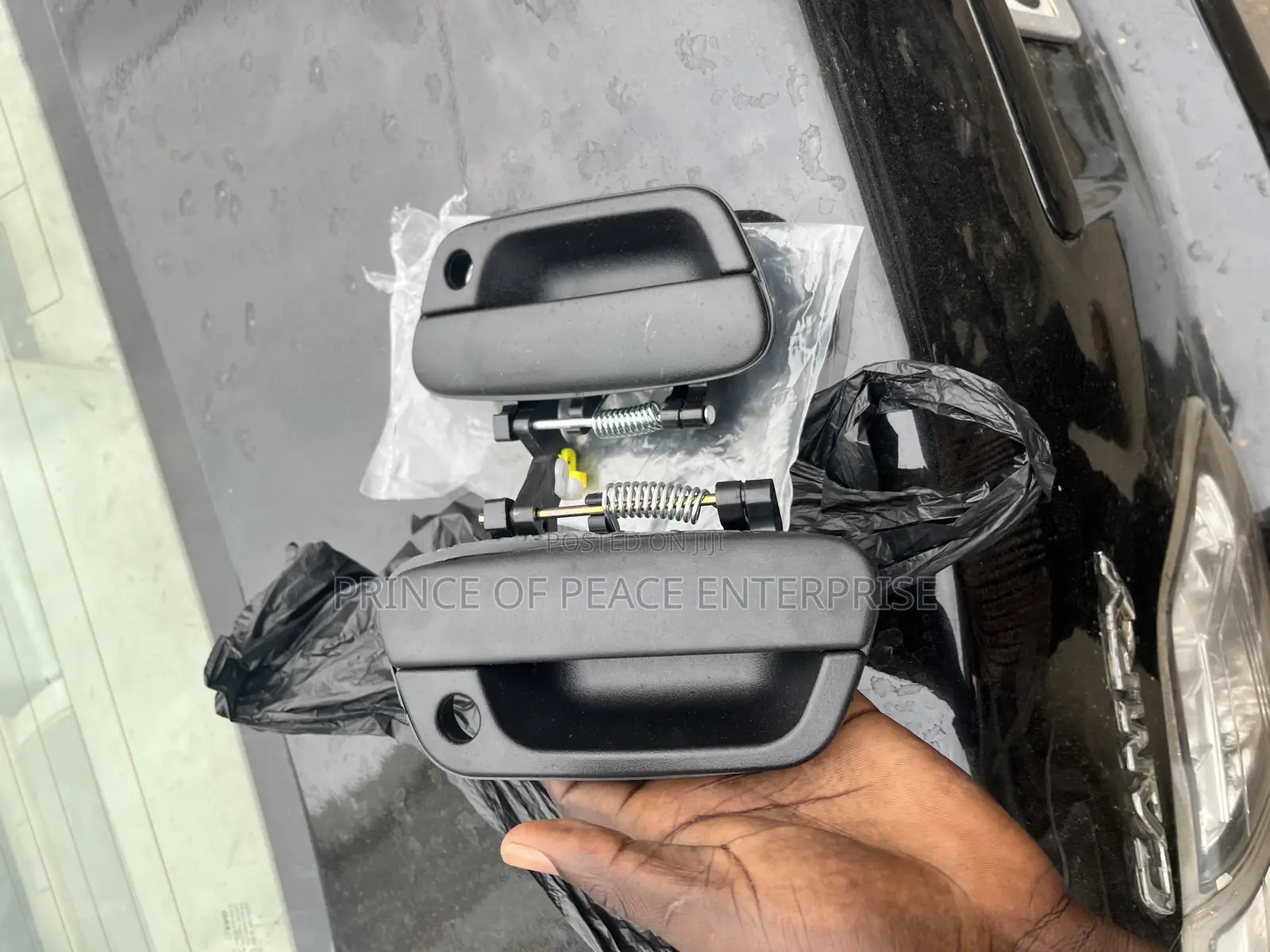 Chevolet Spark Out Side Door Handle ( Front Two )