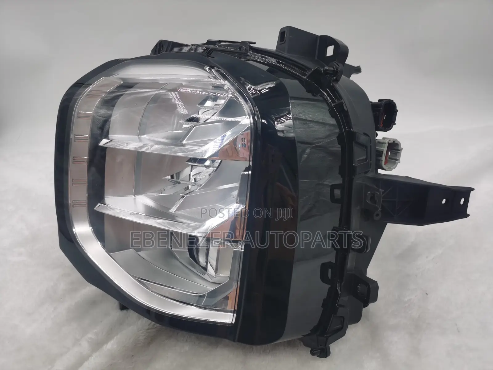 Mitsubishi Outlander 2022,2023 Headlight