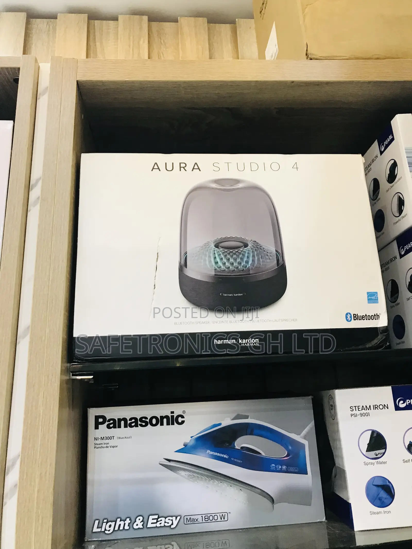 Authentic New (Black) Bluetooth Wireless Aura Studio 4 