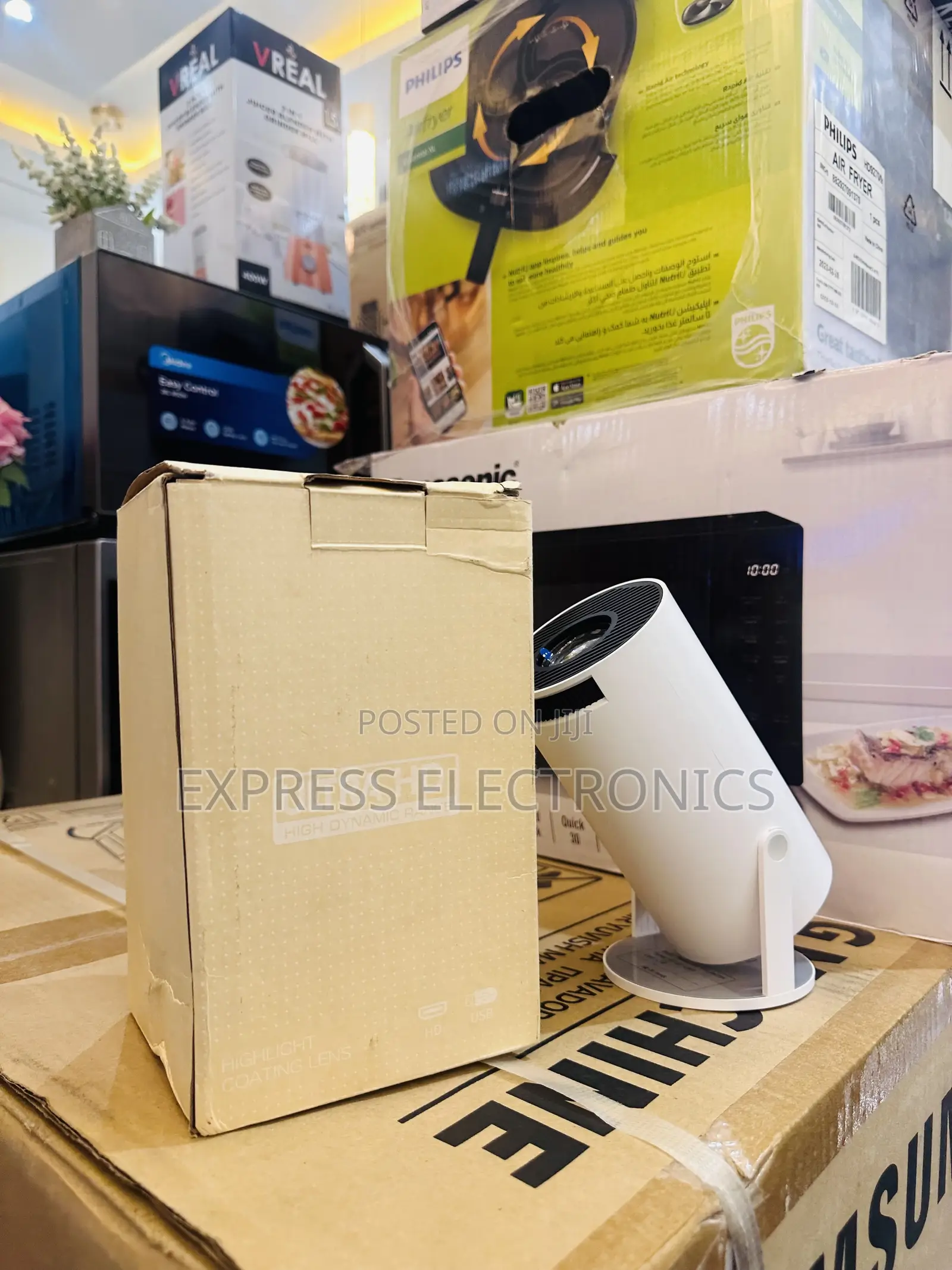 High Quality New  Ultra HD Led Source Projector