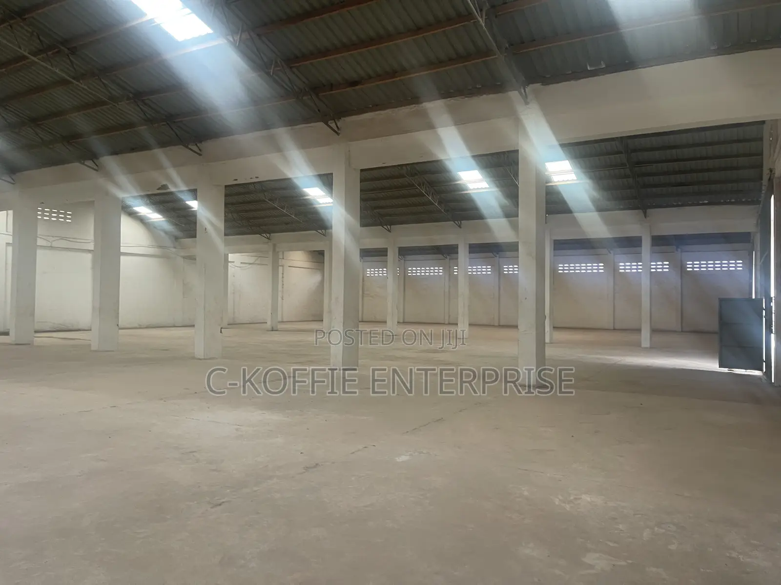 1300 SQM Warehouse at Accra Central